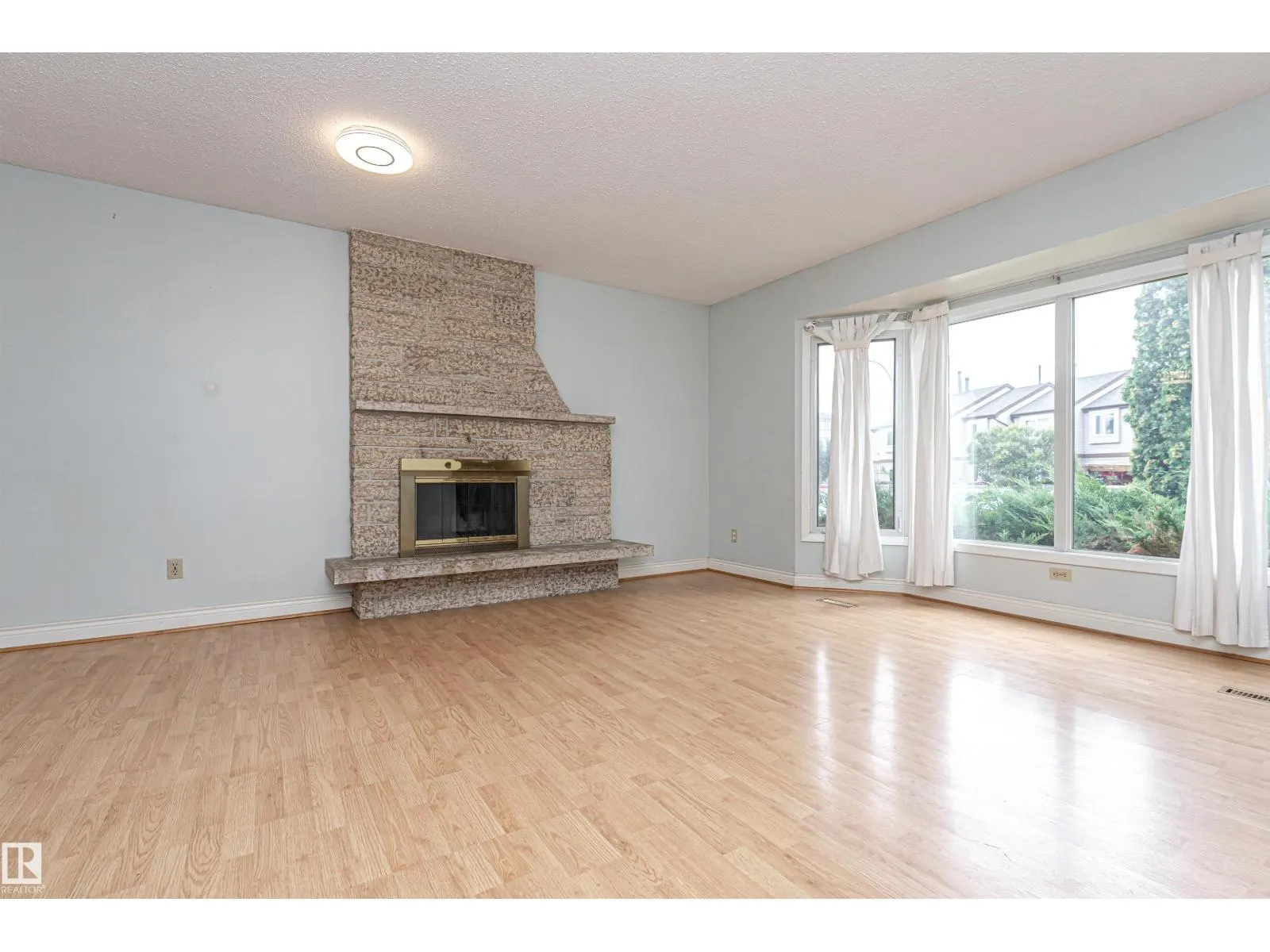 10444 26 AV NW