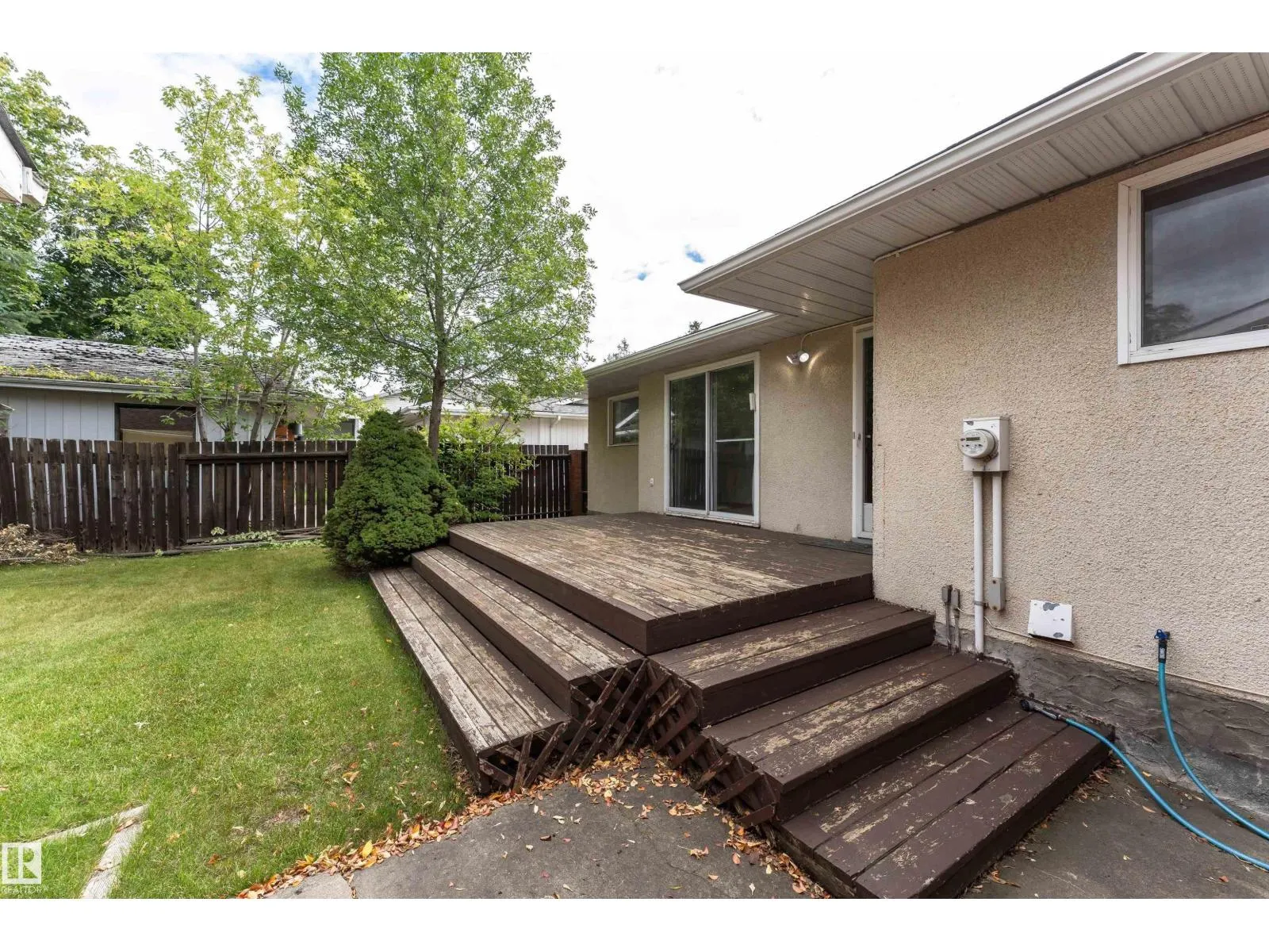 10444 26 AV NW
