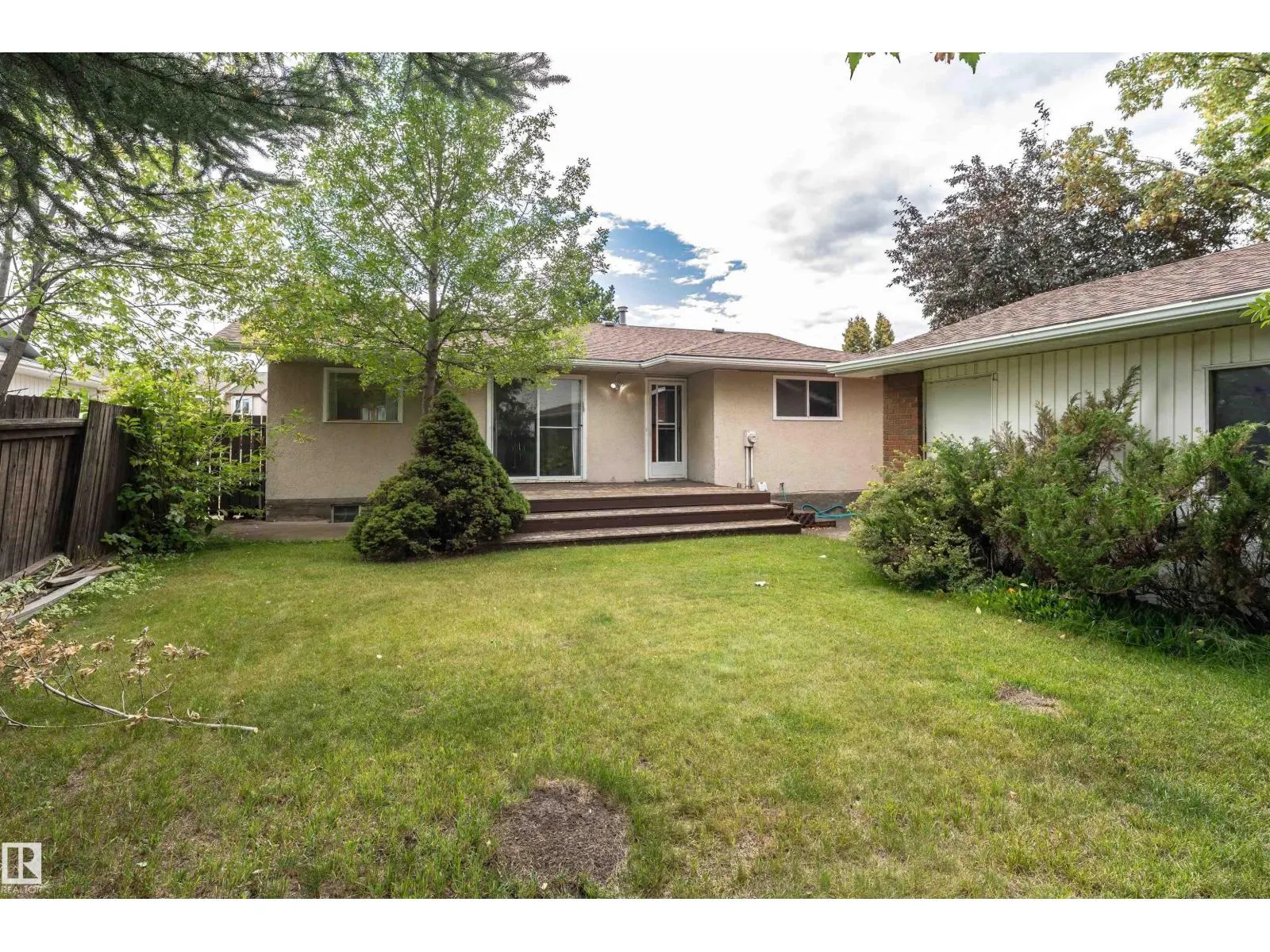 10444 26 AV NW