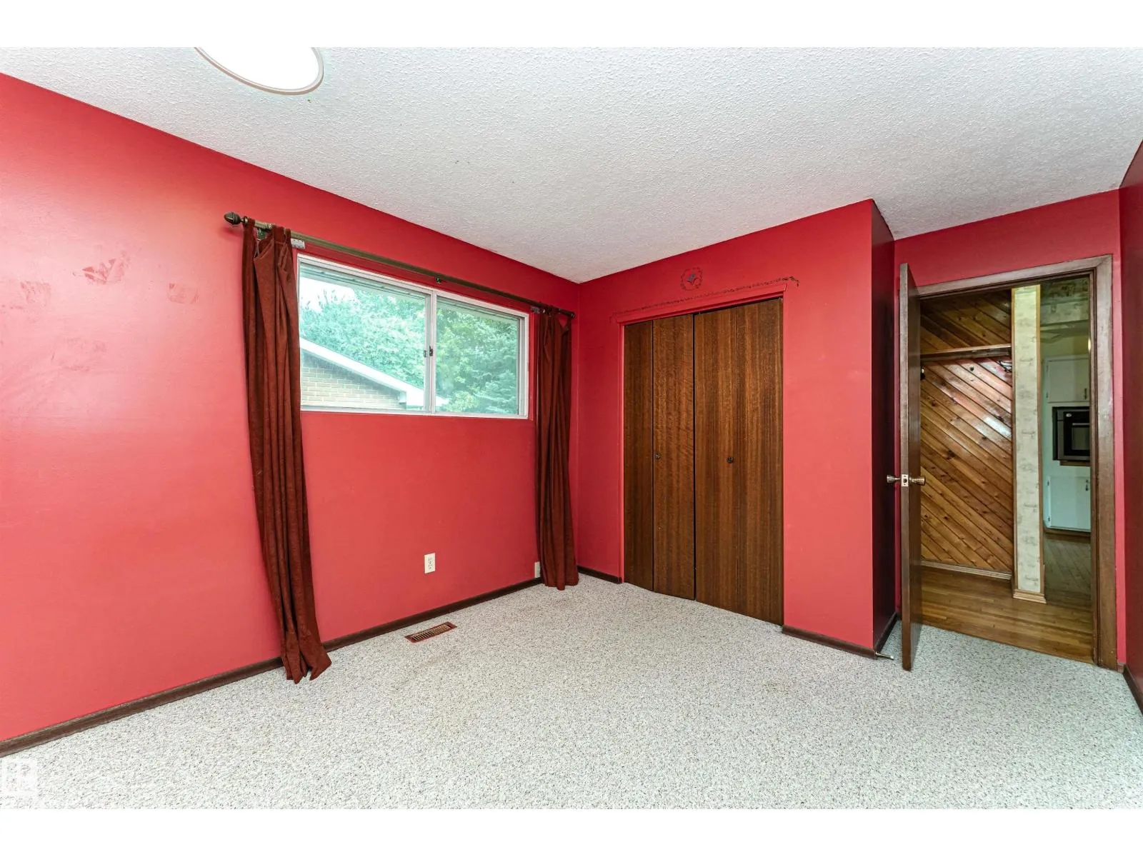 10444 26 AV NW