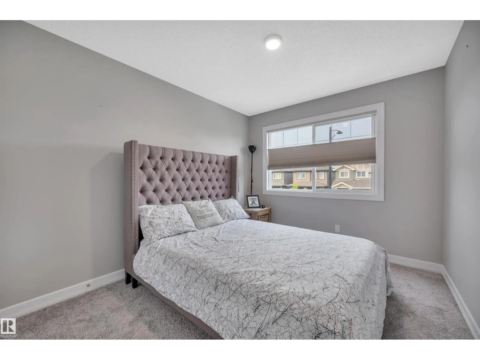 8171 226 ST NW