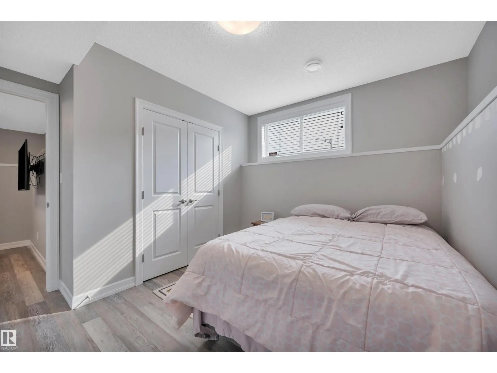 8171 226 ST NW
