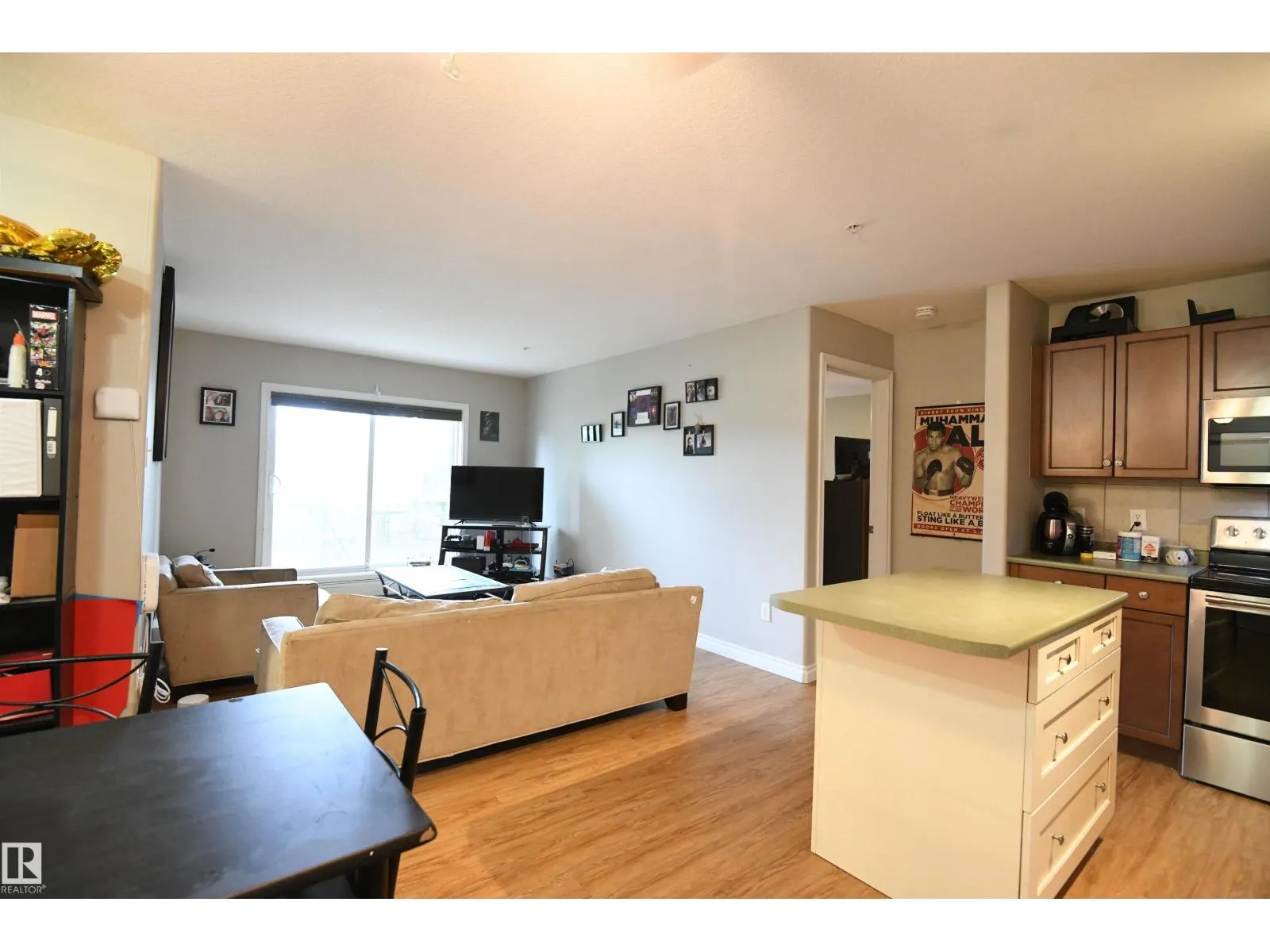 #130 50 WOODSMERE