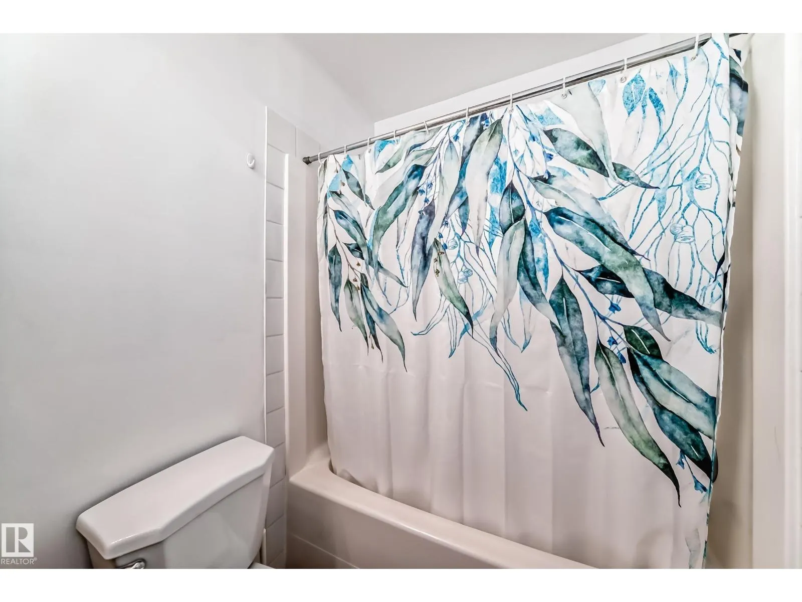 #307 10118 95 ST NW