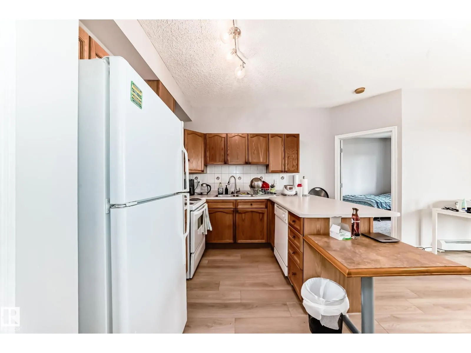 #307 10118 95 ST NW
