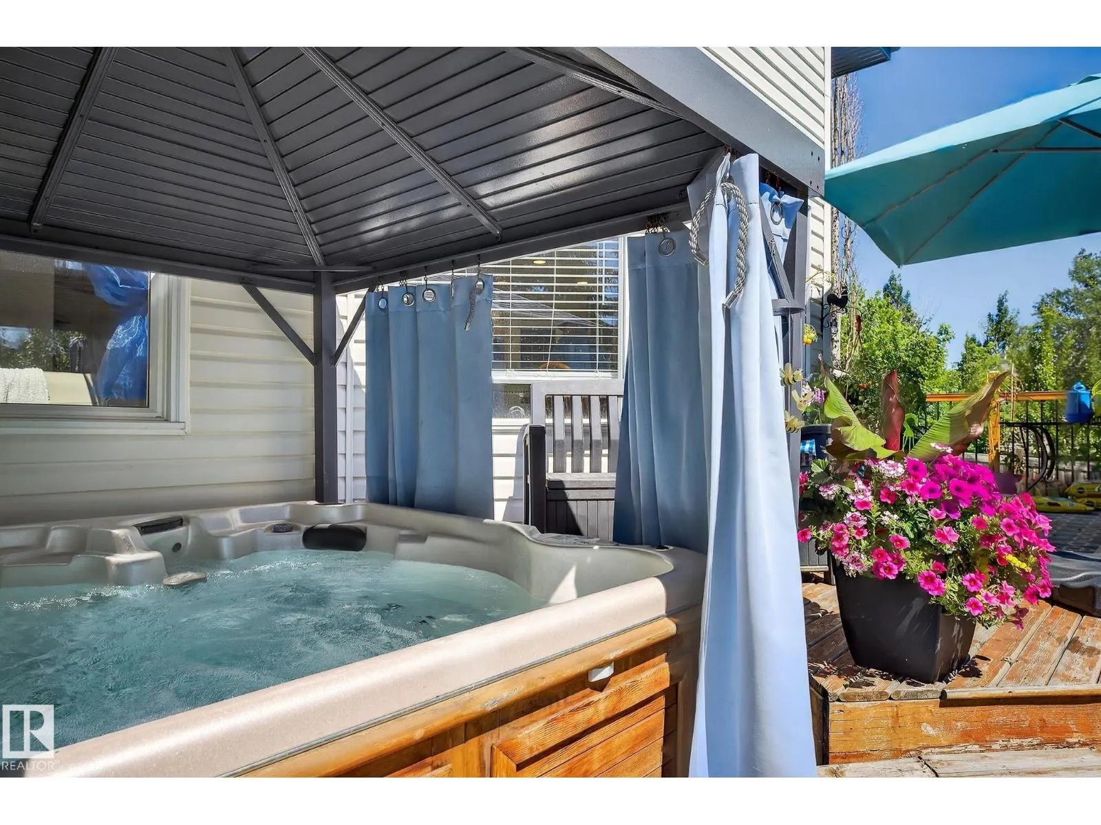 1103 117 ST NW