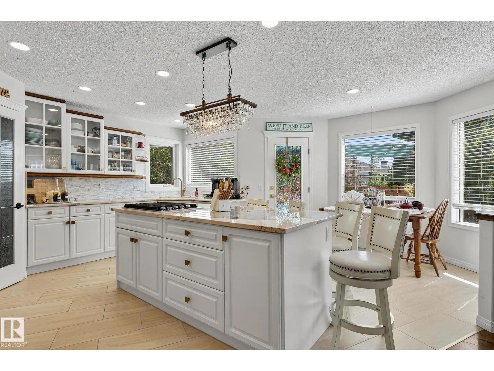 1103 117 ST NW