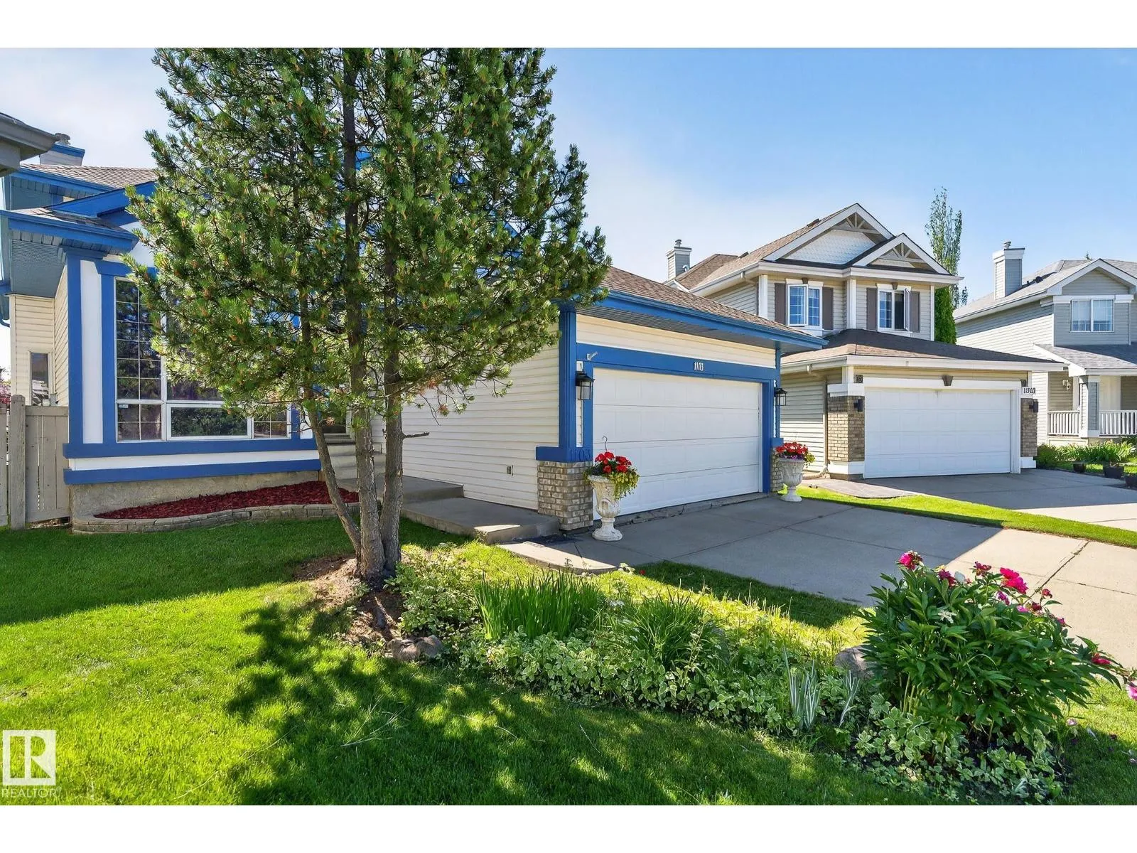 1103 117 ST NW