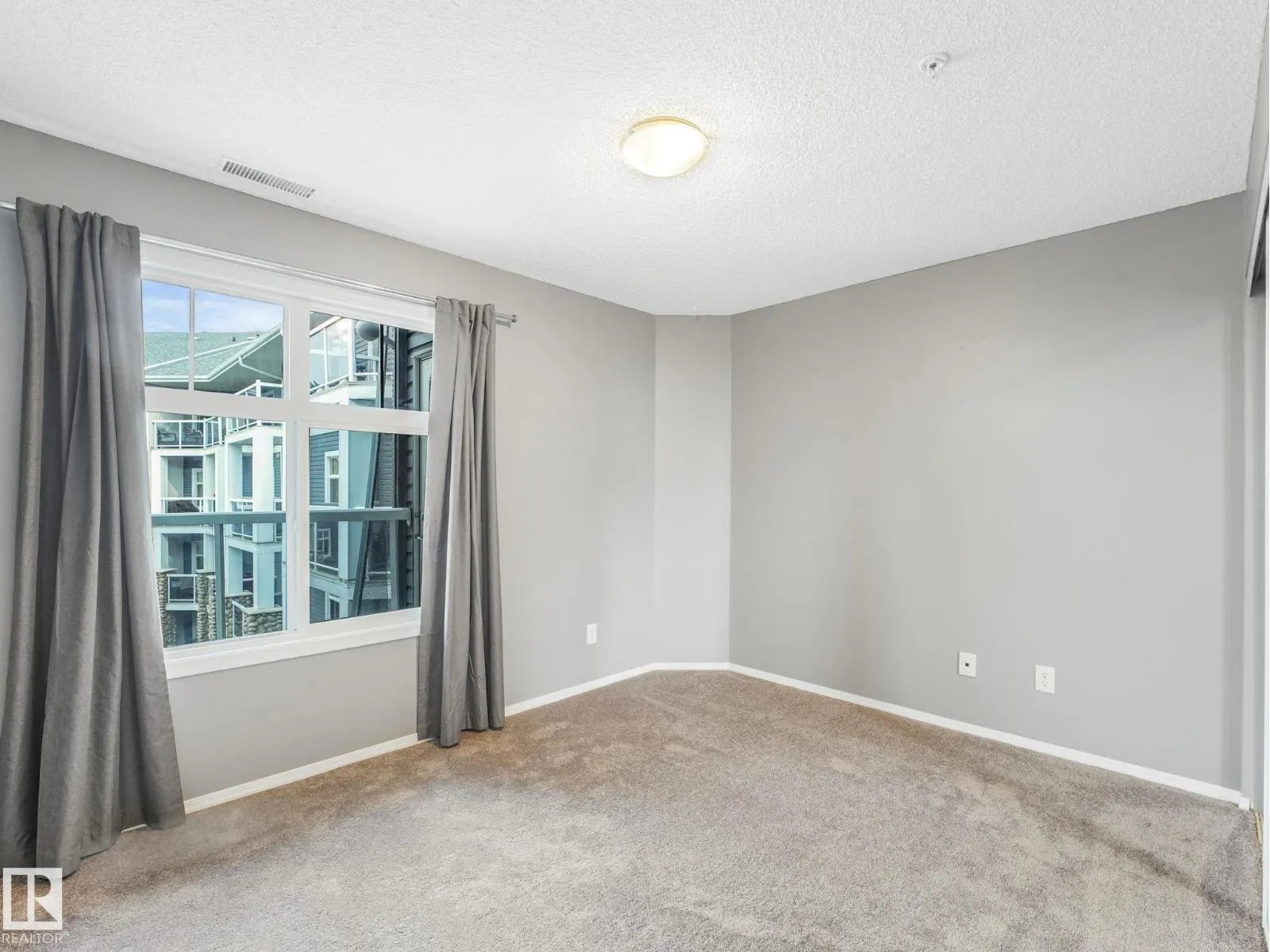 #332 16035 132 ST NW