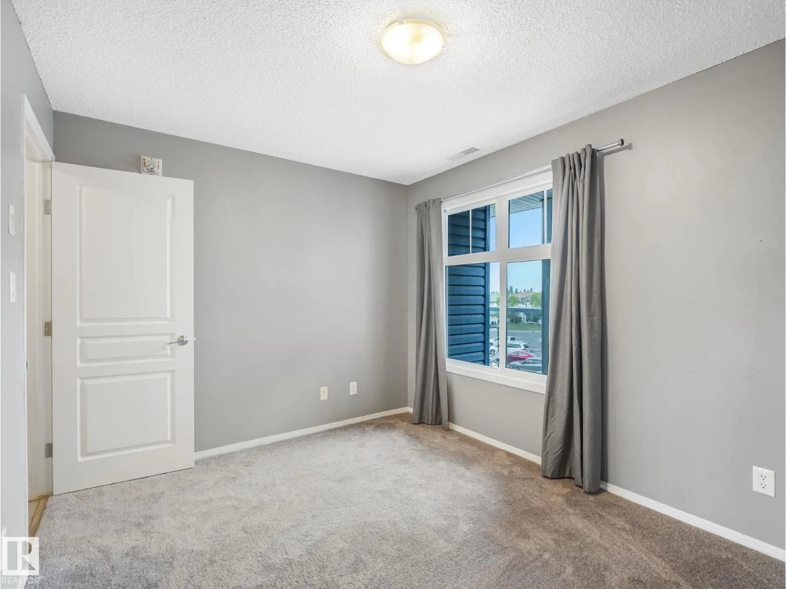 #332 16035 132 ST NW