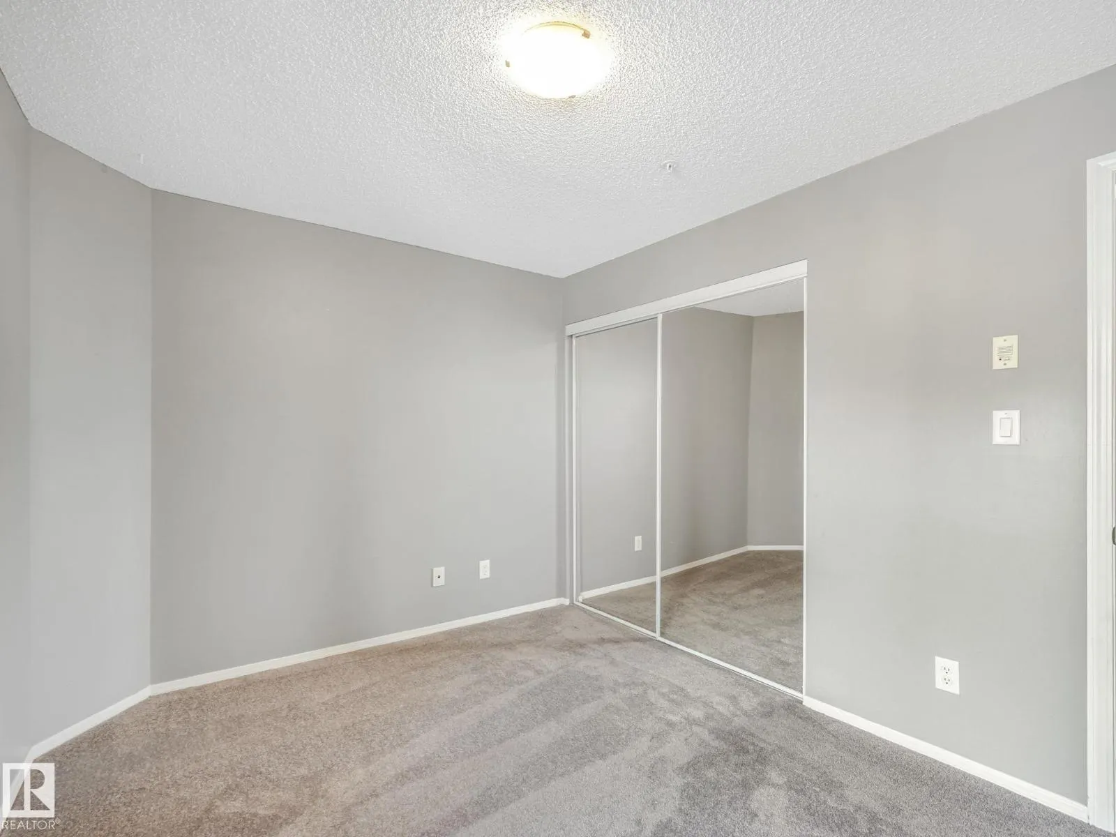 #332 16035 132 ST NW