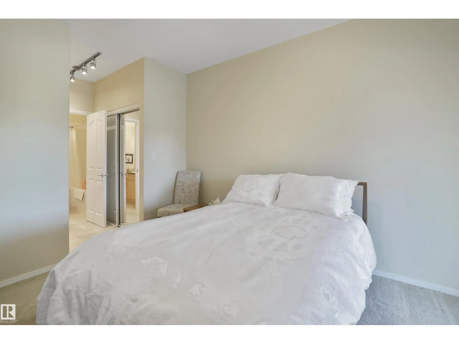 #402 1320 RUTHERFORD RD SW