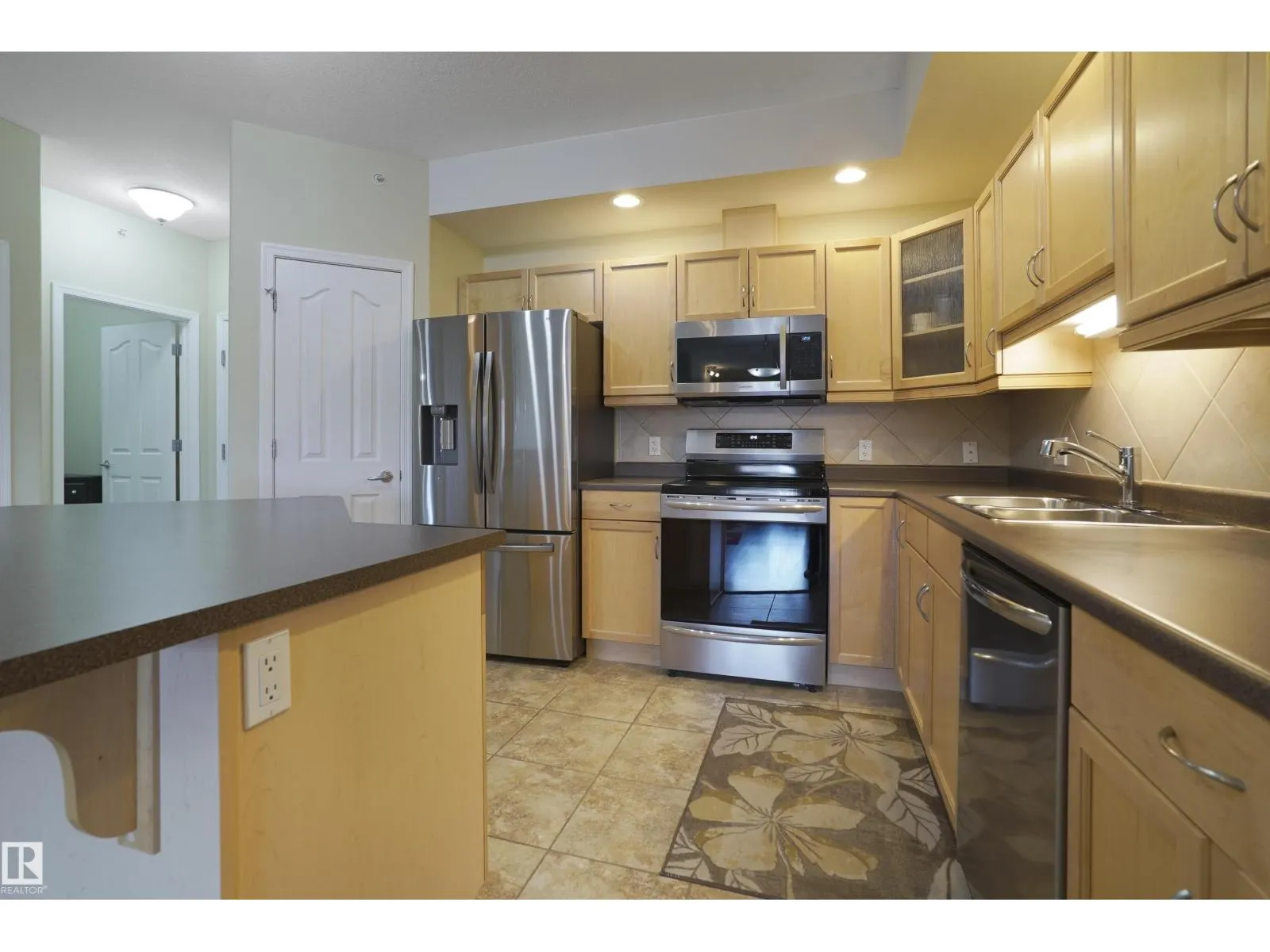 #402 1320 RUTHERFORD RD SW