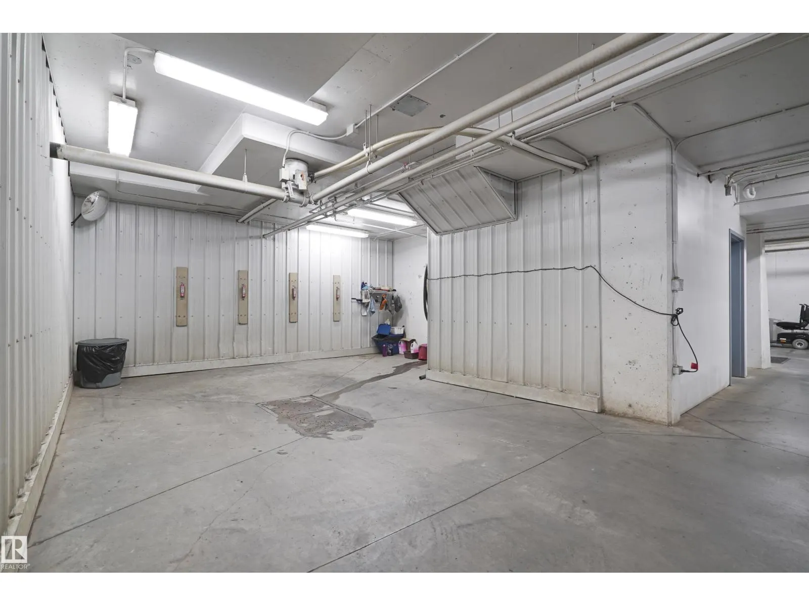 #402 1320 RUTHERFORD RD SW