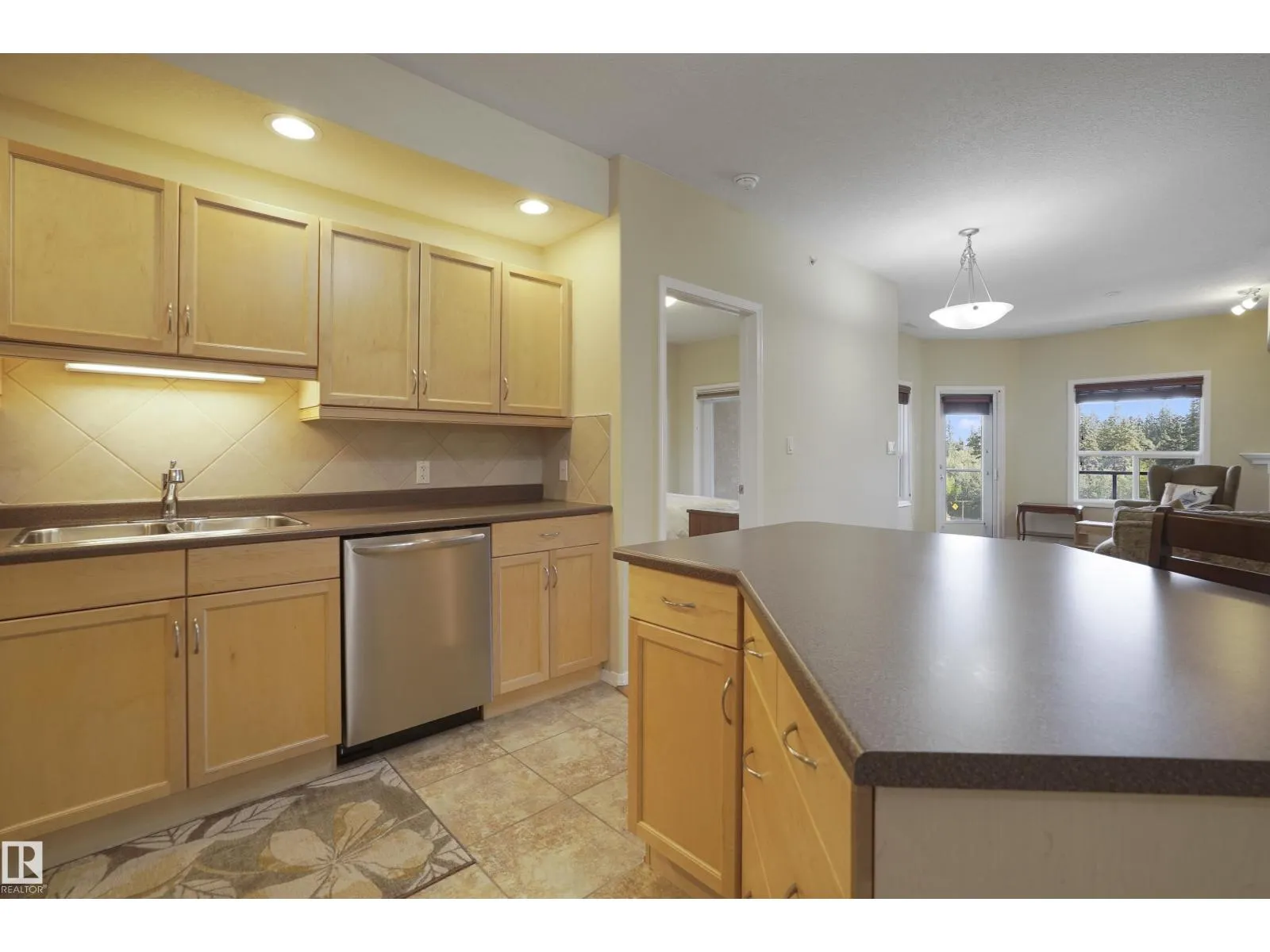 #402 1320 RUTHERFORD RD SW