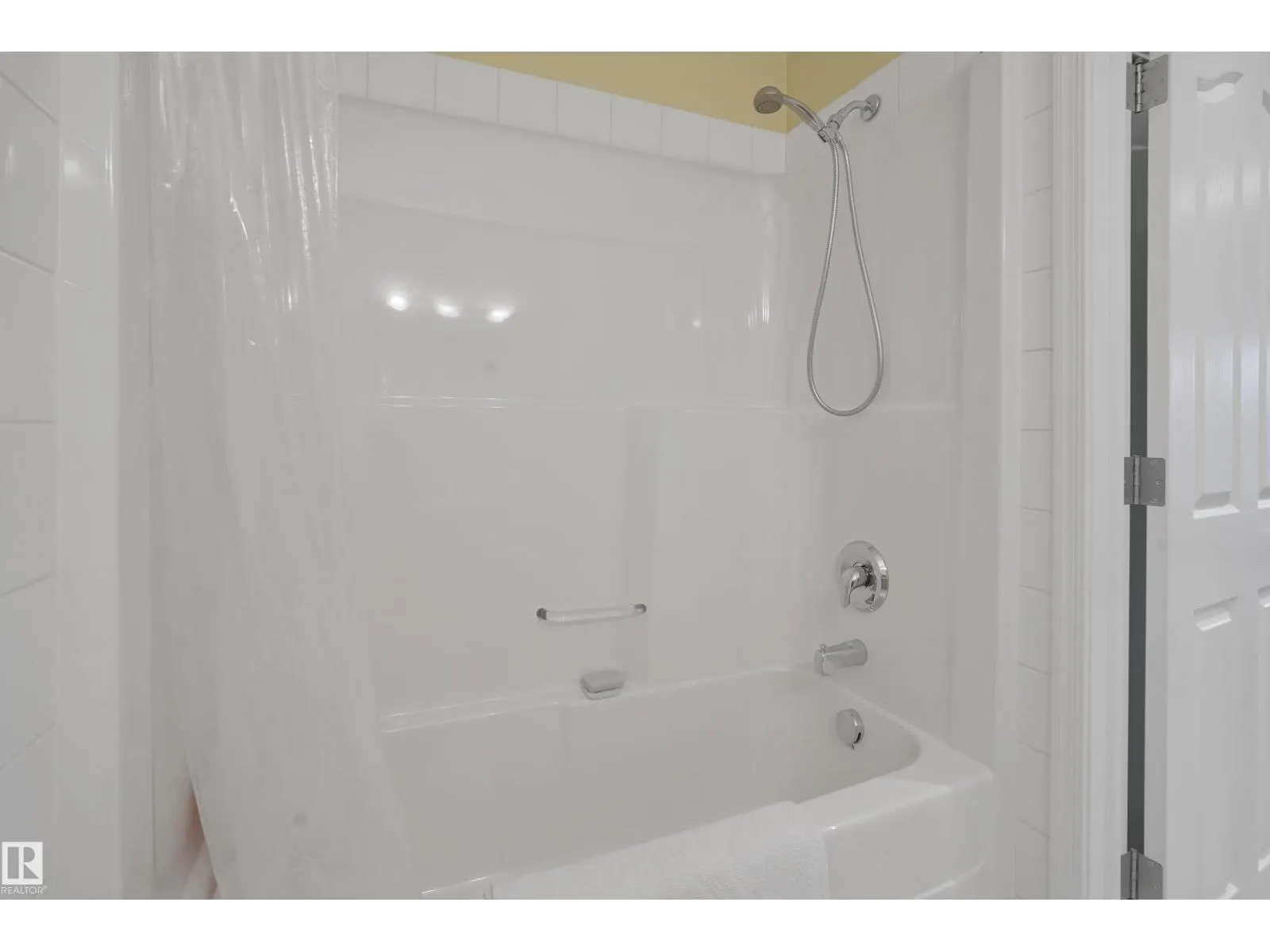 #402 1320 RUTHERFORD RD SW