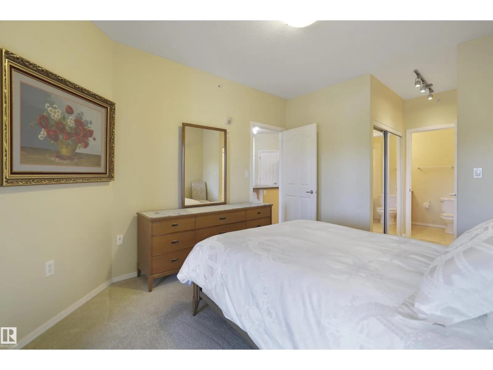 #402 1320 RUTHERFORD RD SW