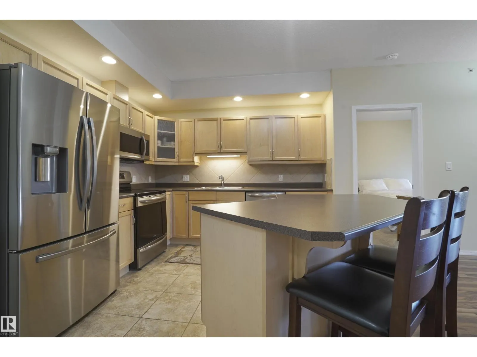 #402 1320 RUTHERFORD RD SW