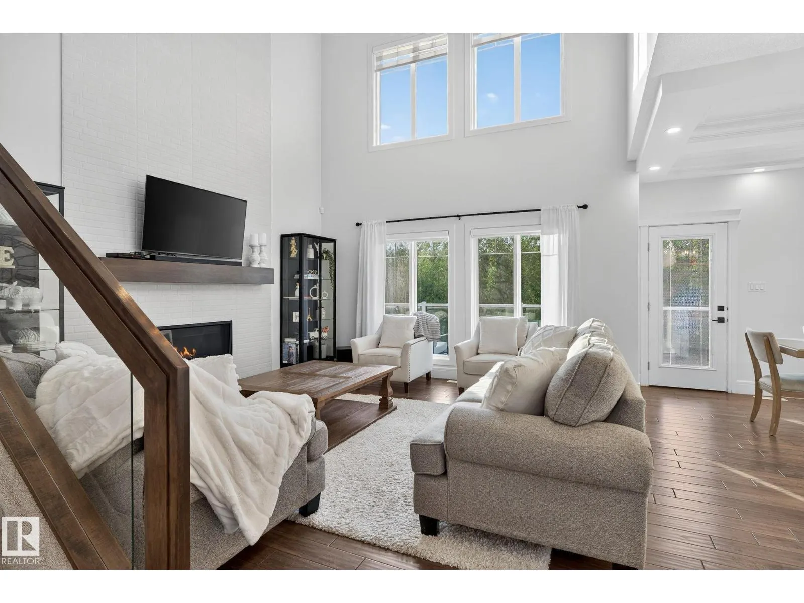 1750 TANAGER CL NW