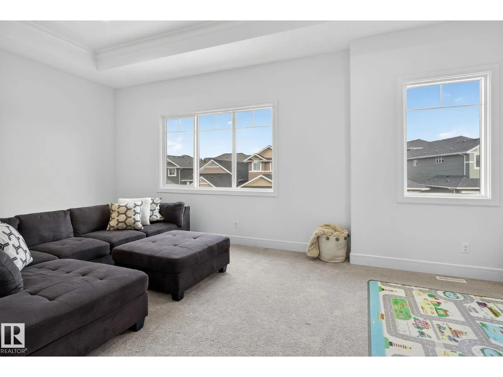 1750 TANAGER CL NW