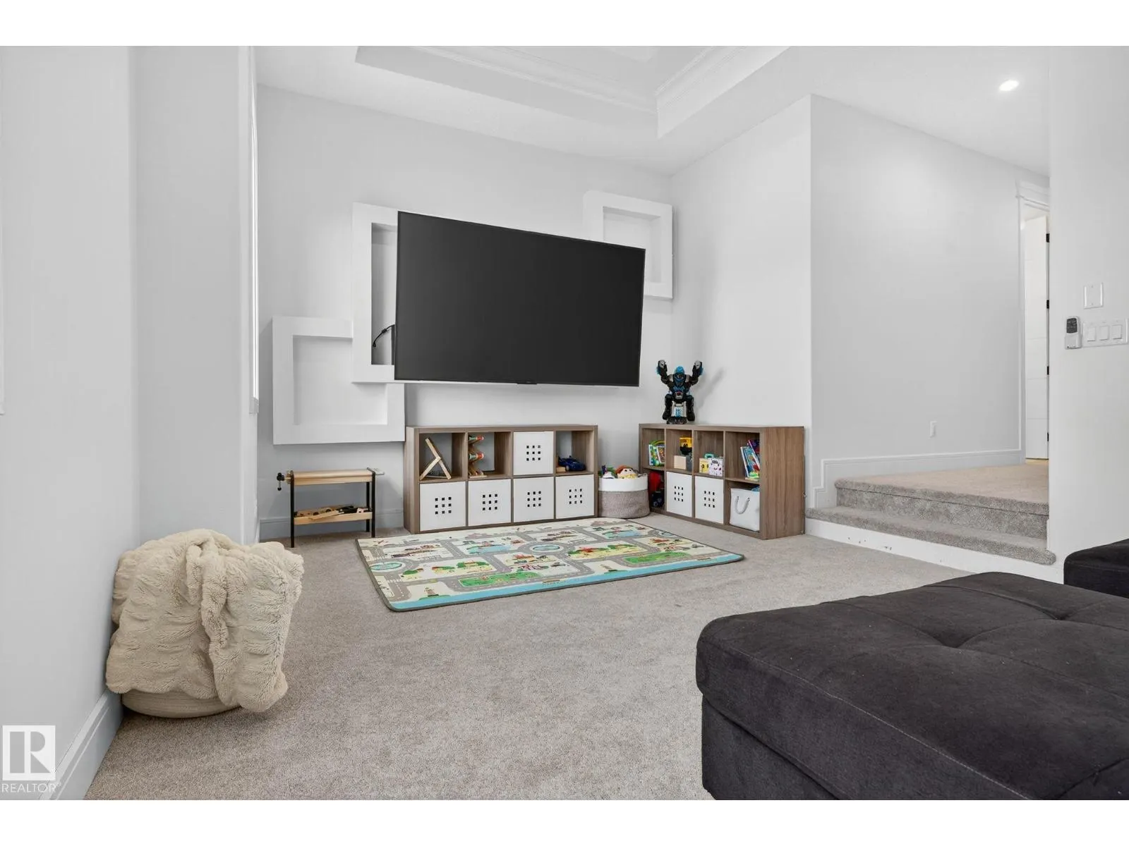 1750 TANAGER CL NW