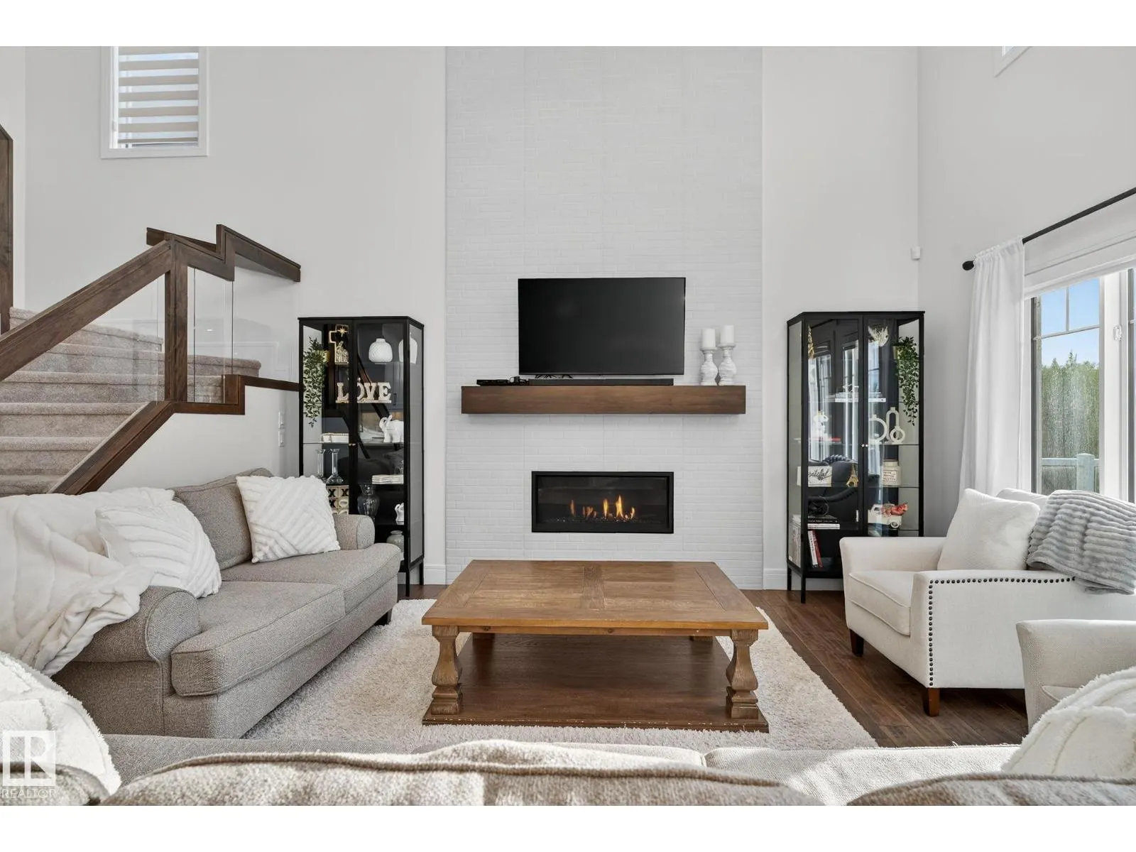 1750 TANAGER CL NW