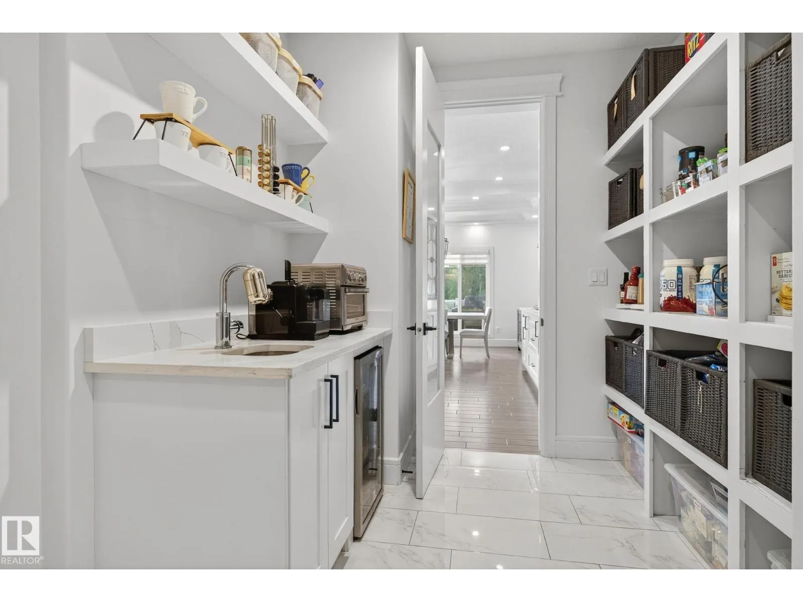 1750 TANAGER CL NW