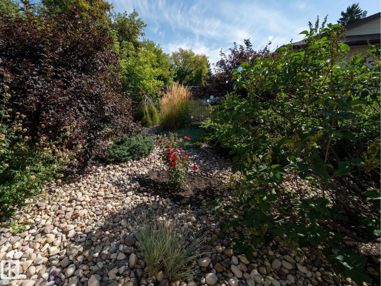 2445 89 ST NW
