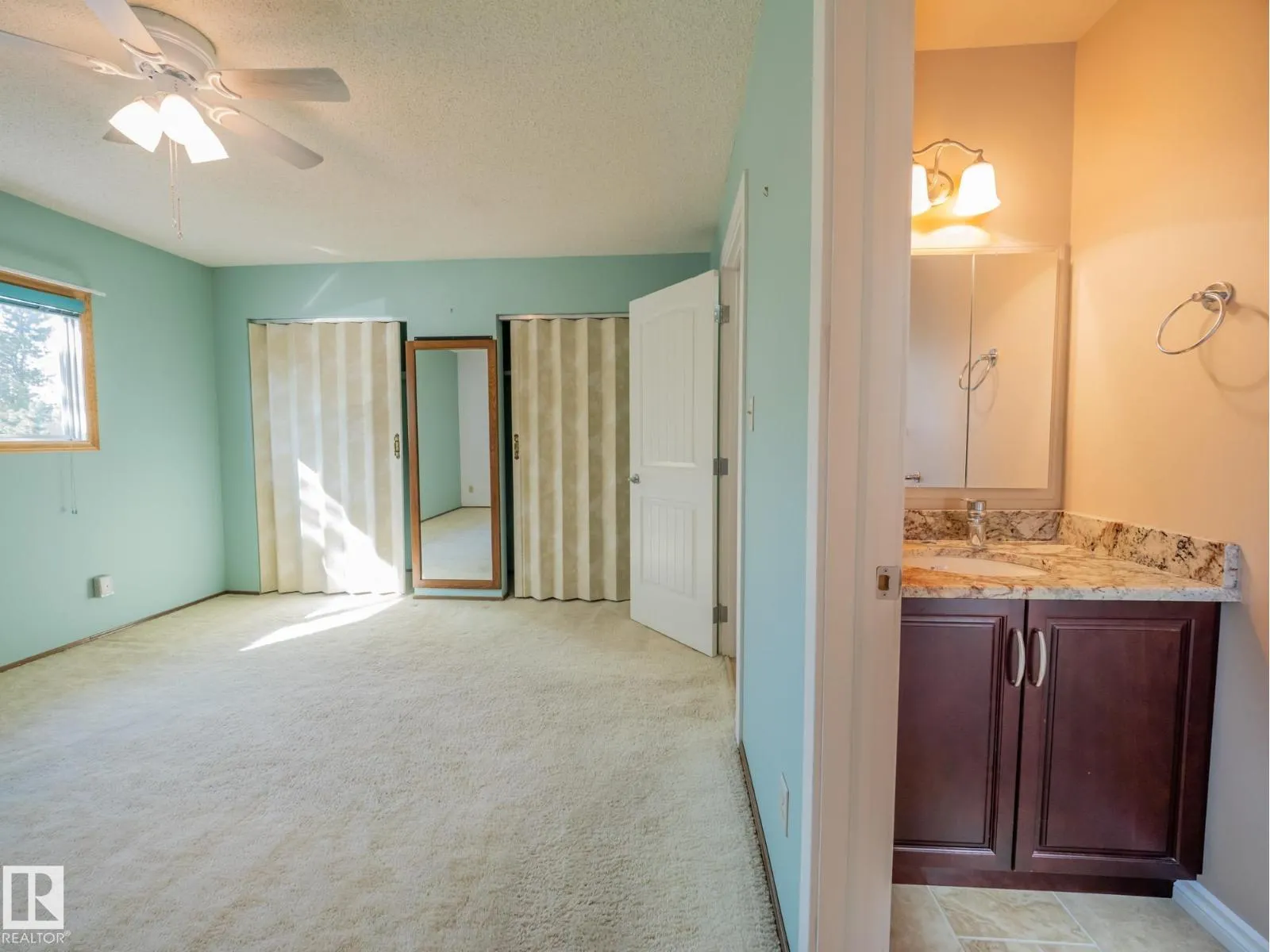 2445 89 ST NW
