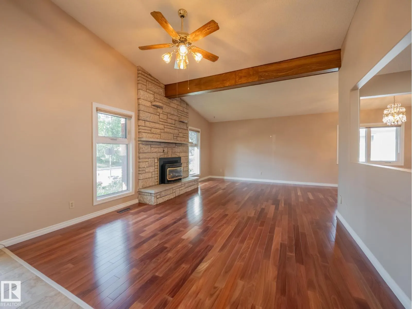 2445 89 ST NW