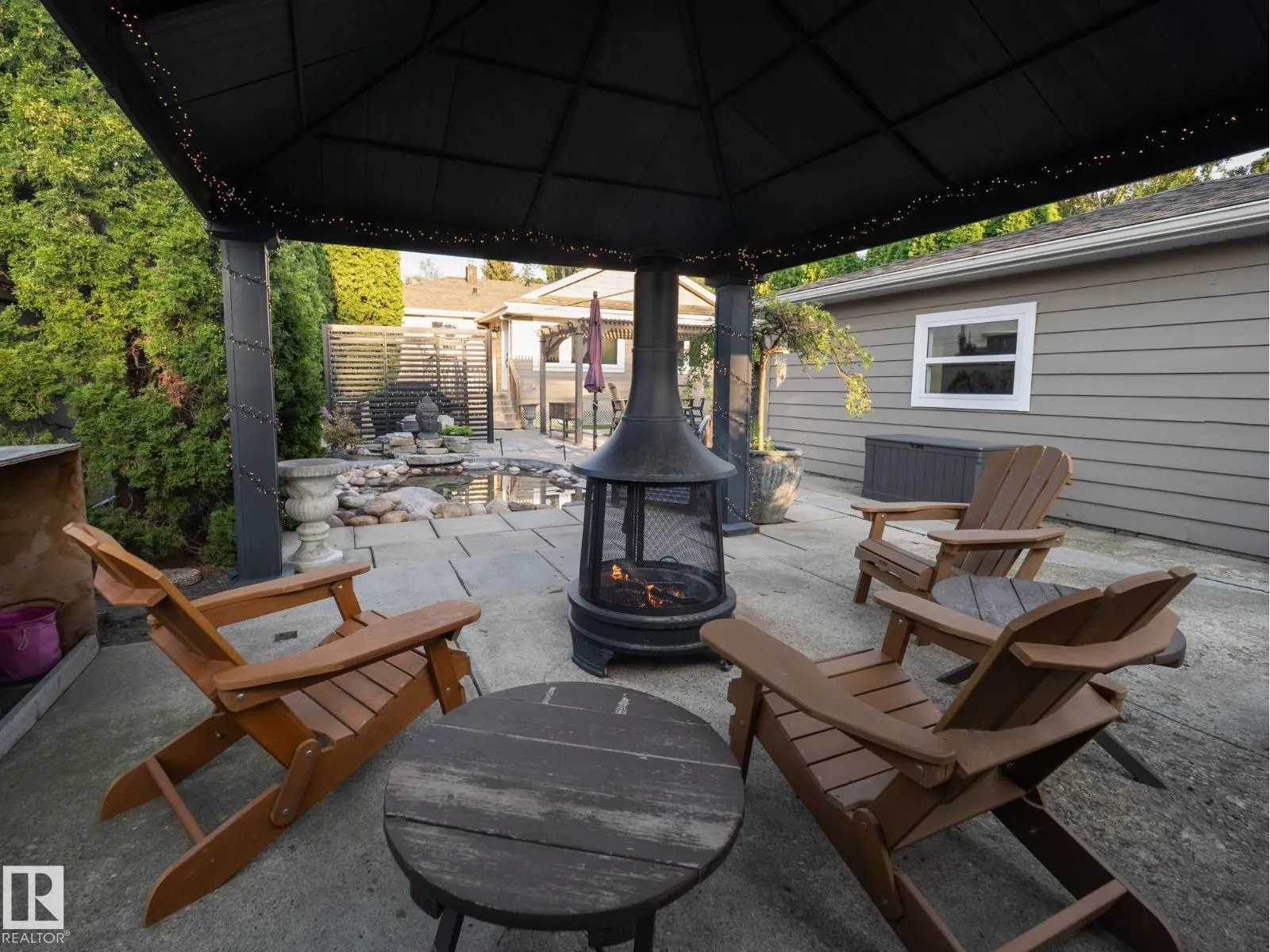 9268 77 ST NW