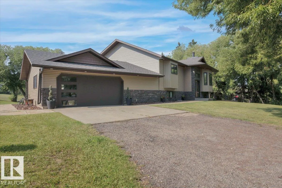 #15 53503 RGE ROAD 274