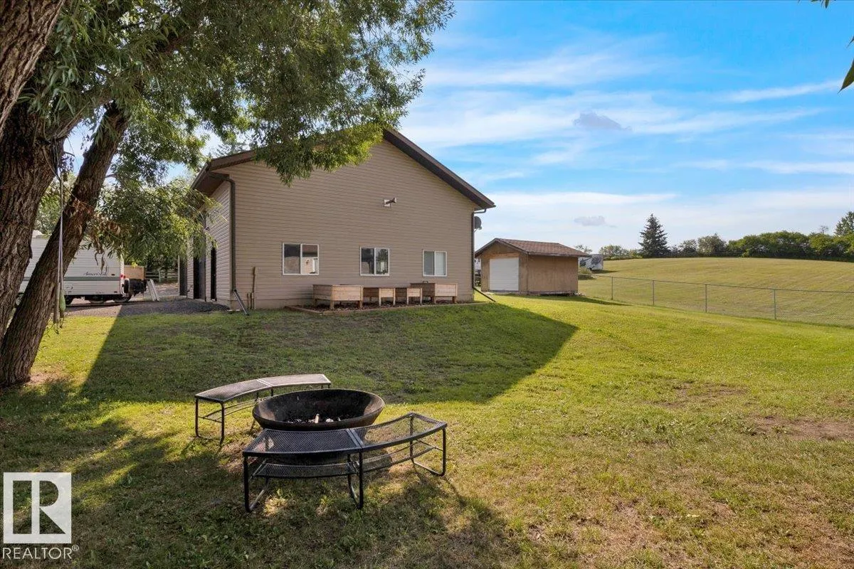 #15 53503 RGE ROAD 274