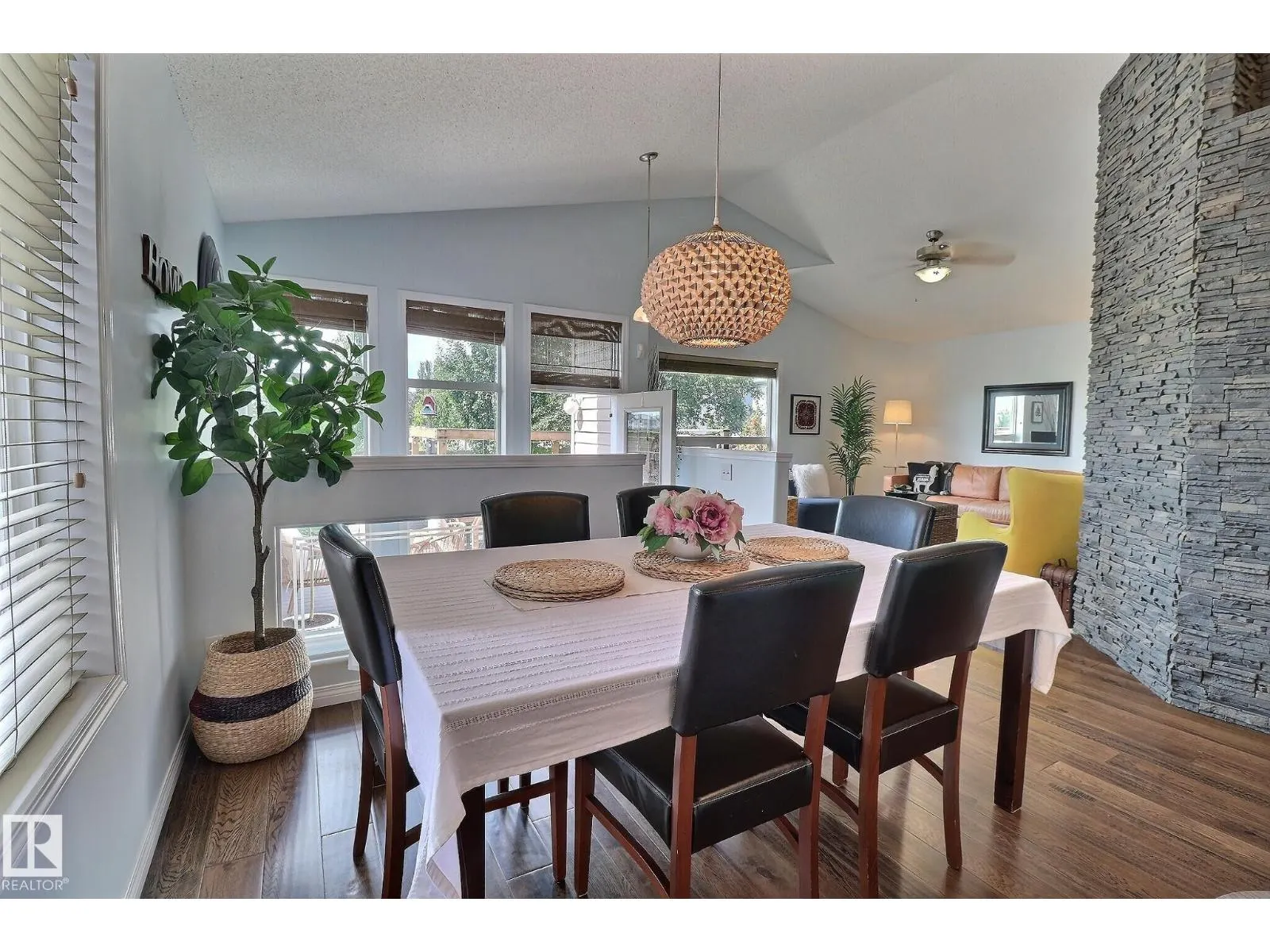 4343 MCMULLEN WY SW