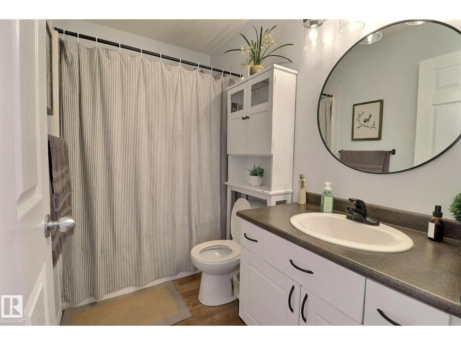 4343 MCMULLEN WY SW