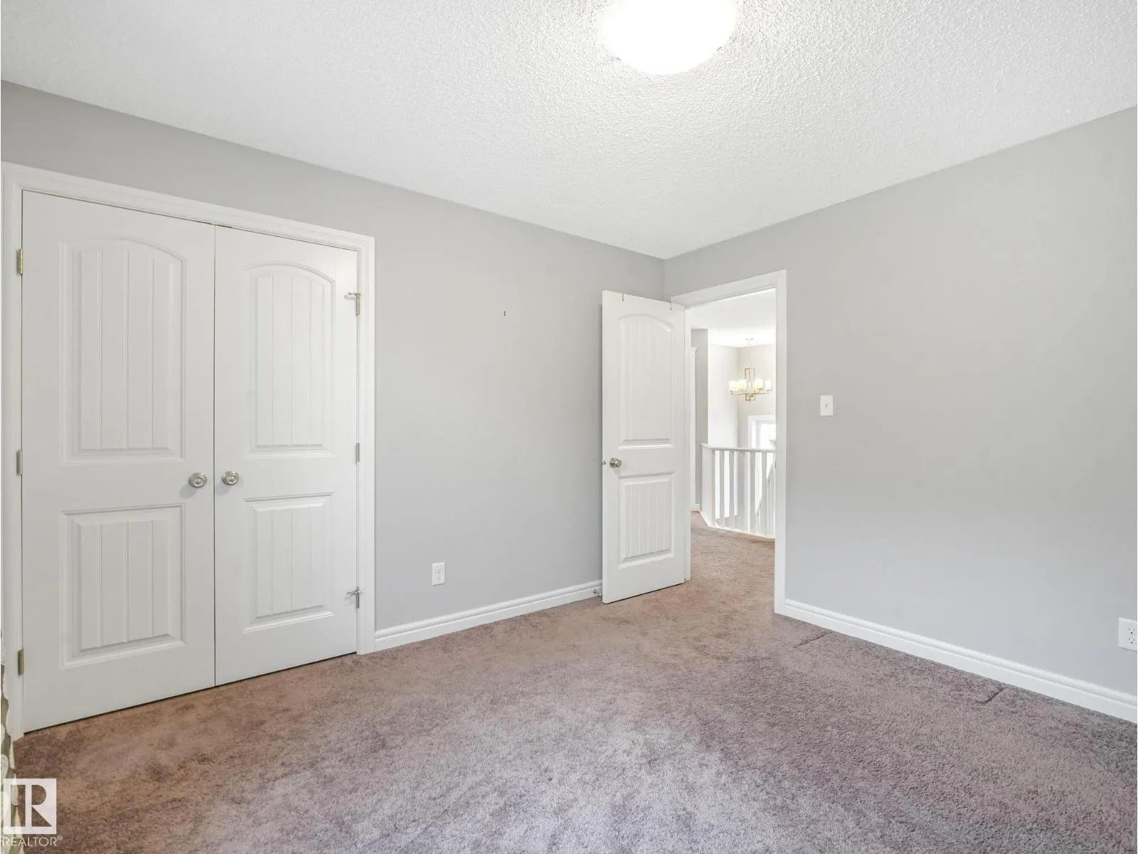 1703 33B ST NW