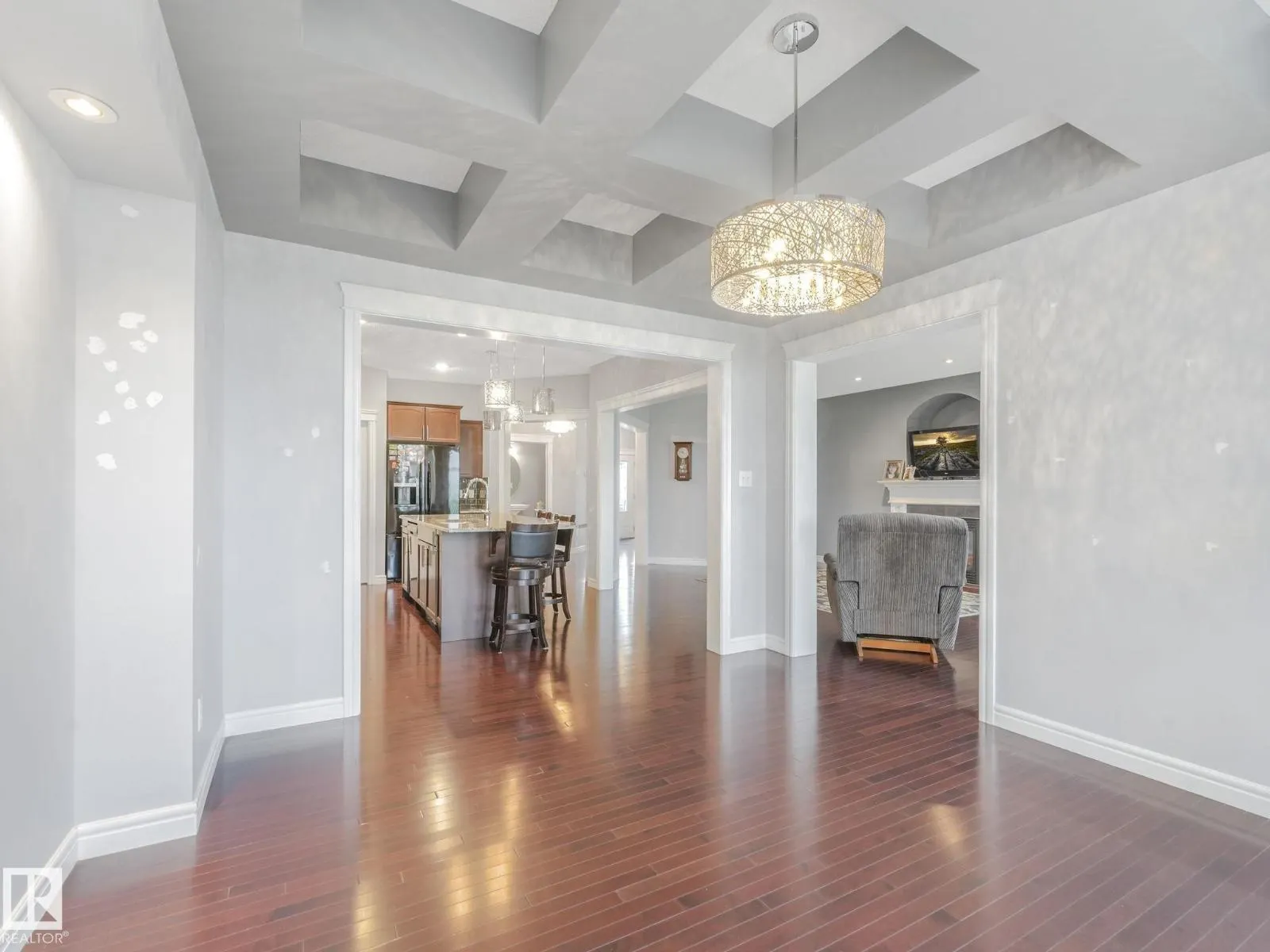 1703 33B ST NW