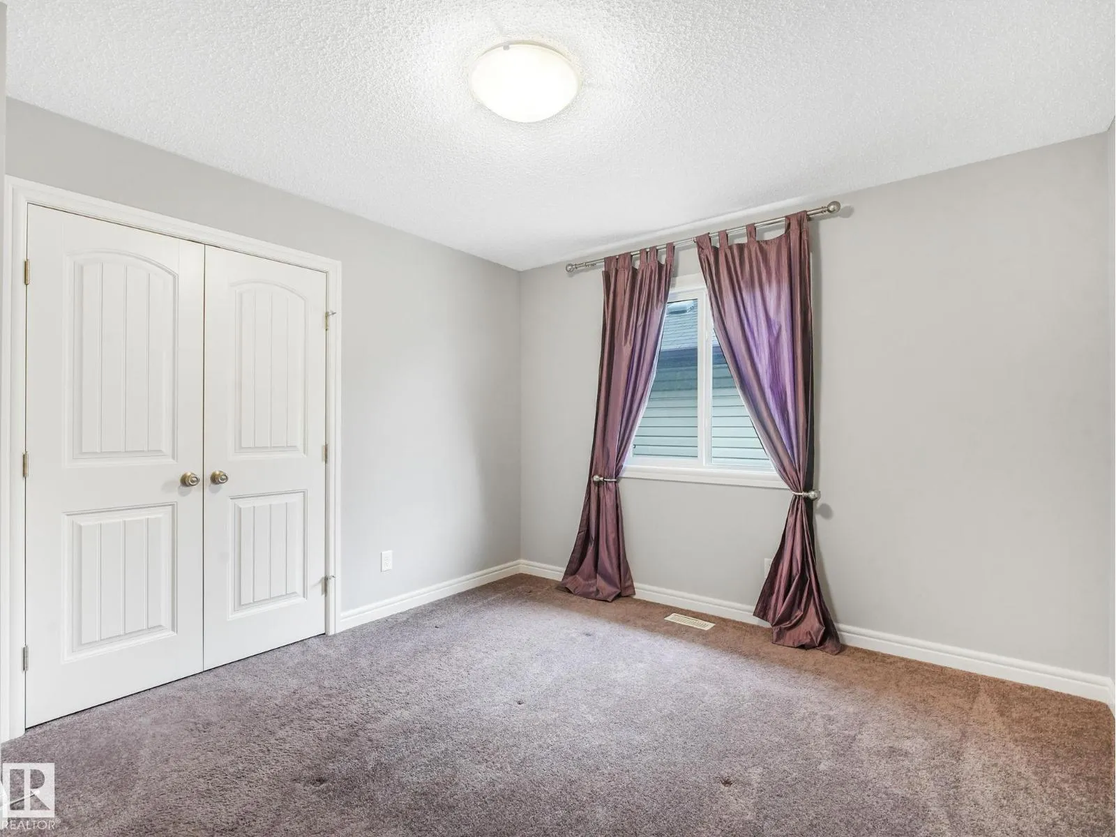 1703 33B ST NW