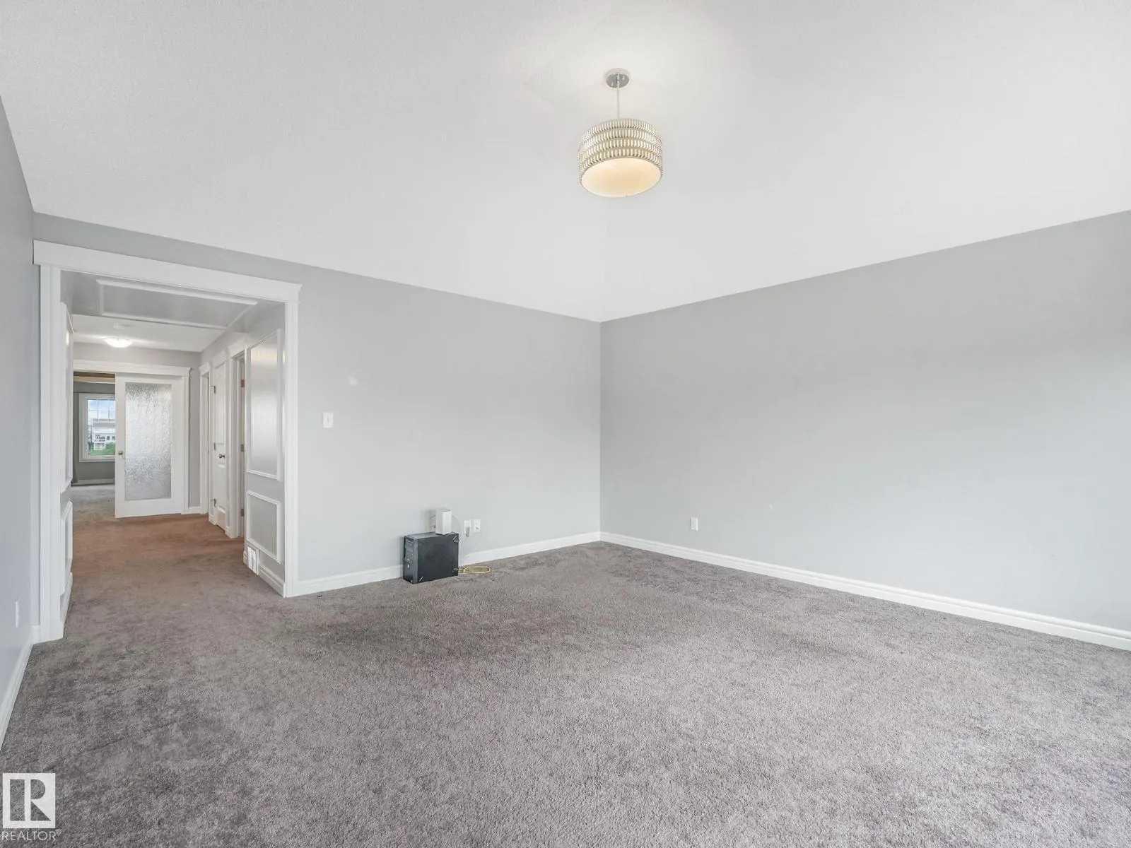 1703 33B ST NW