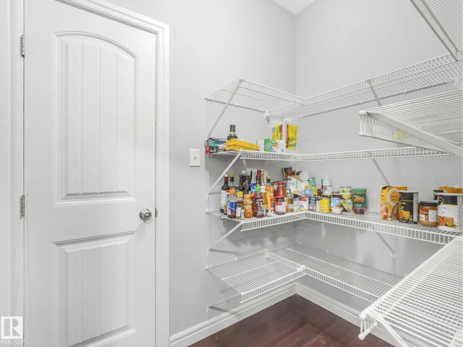 1703 33B ST NW