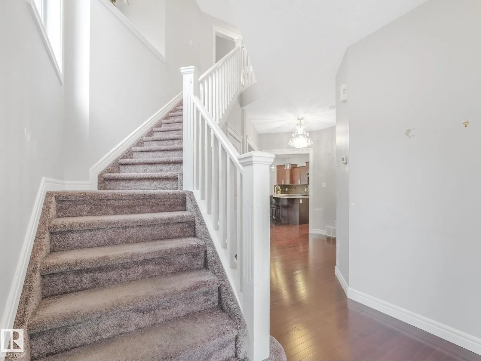 1703 33B ST NW
