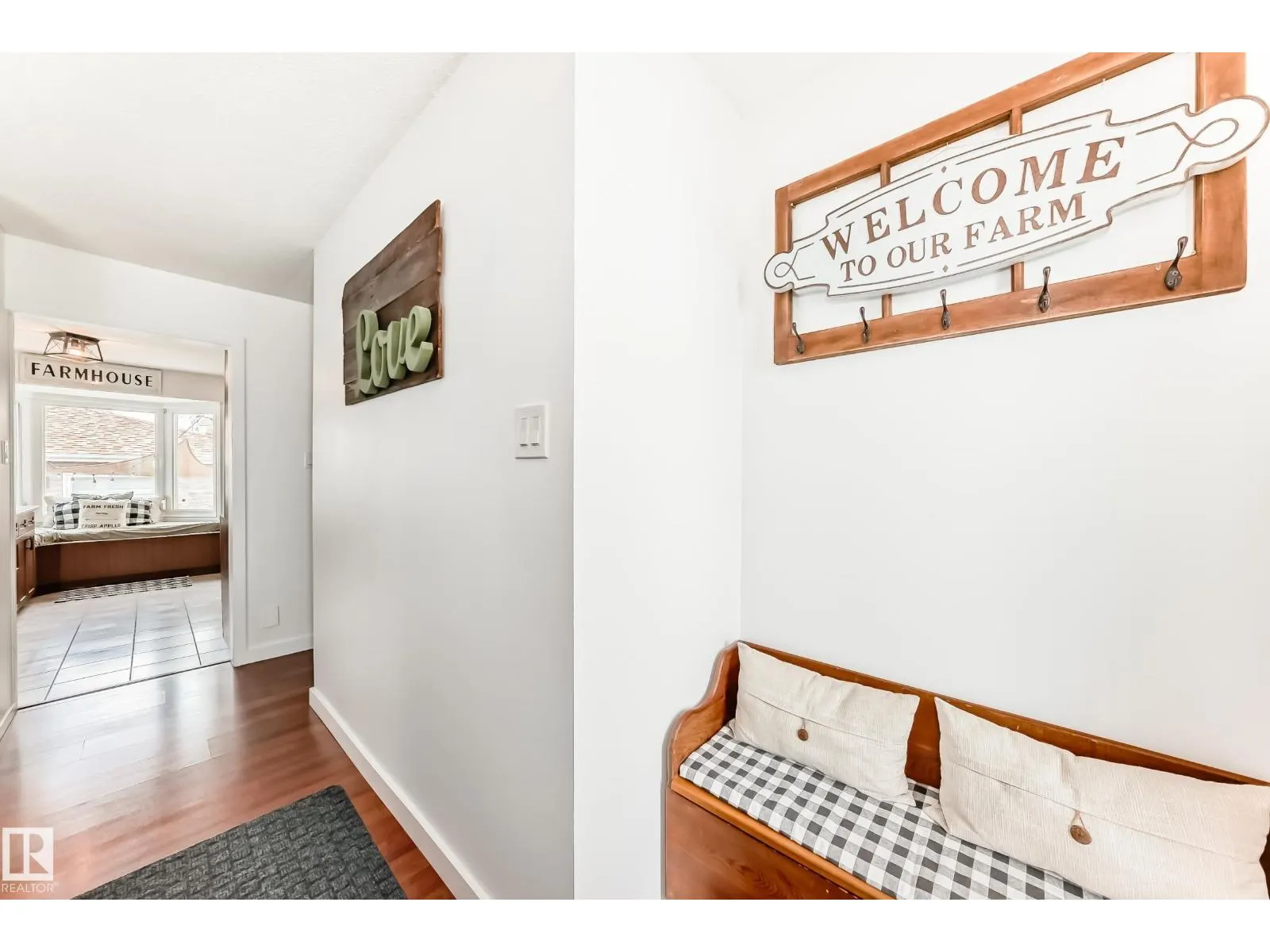 13536 86 ST NW