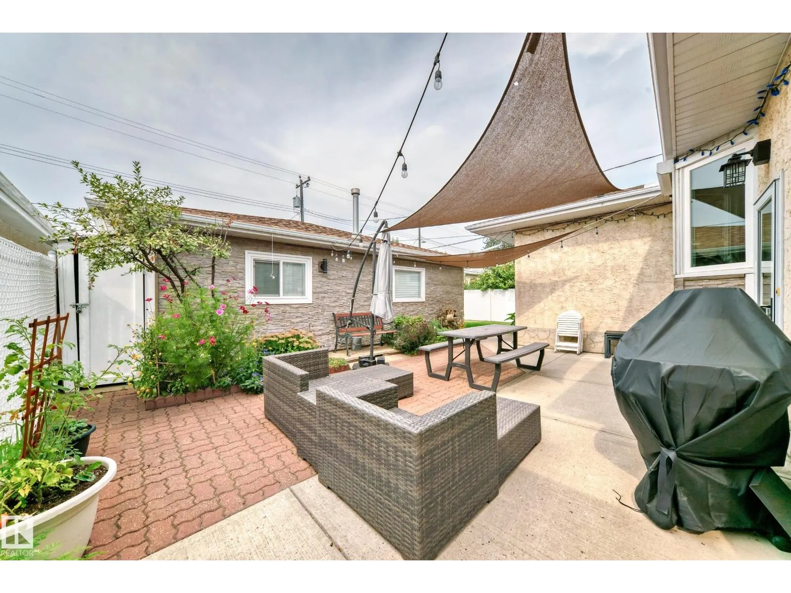13536 86 ST NW