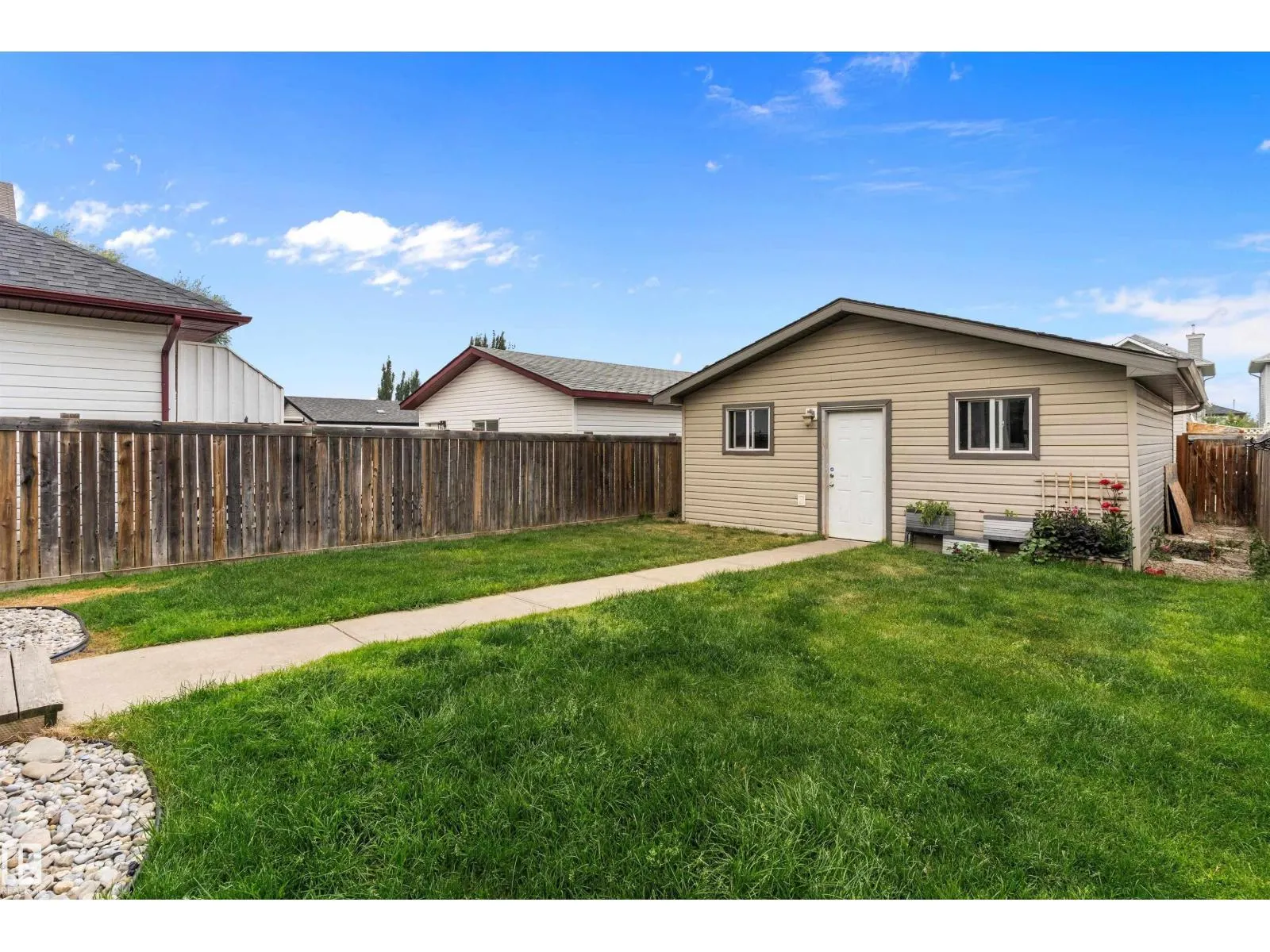 2330 29A AV NW