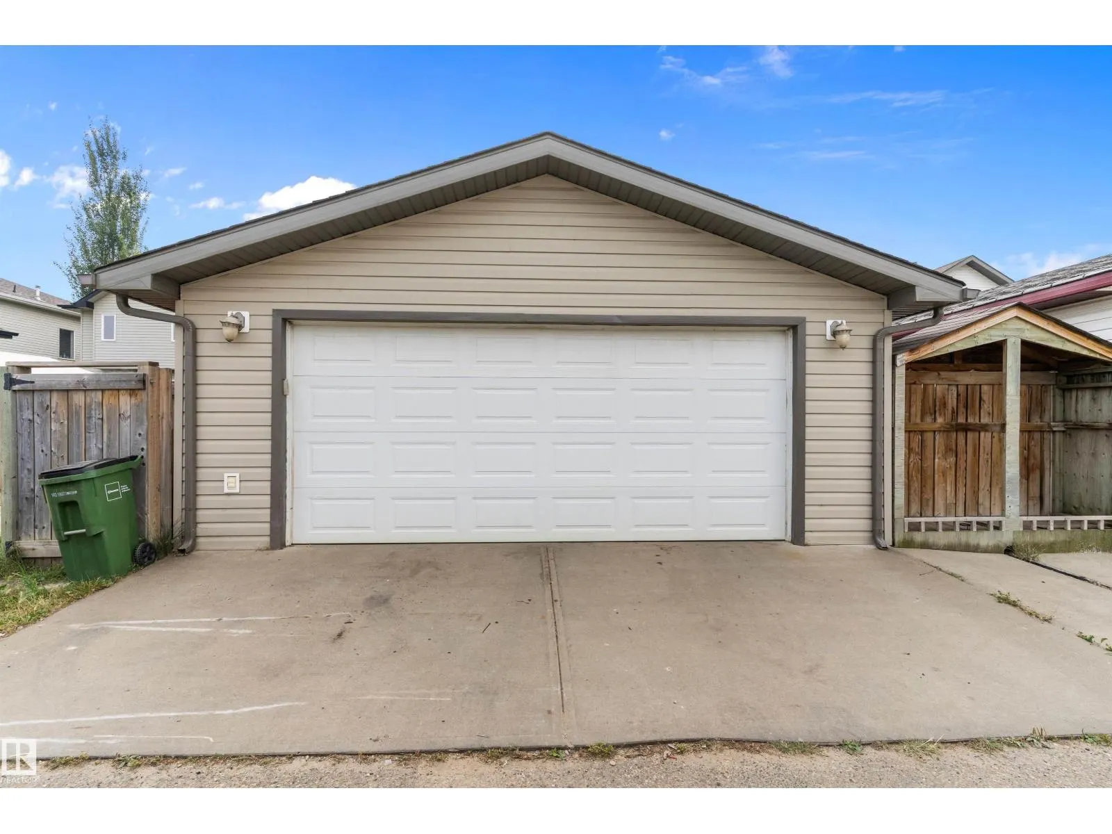 2330 29A AV NW