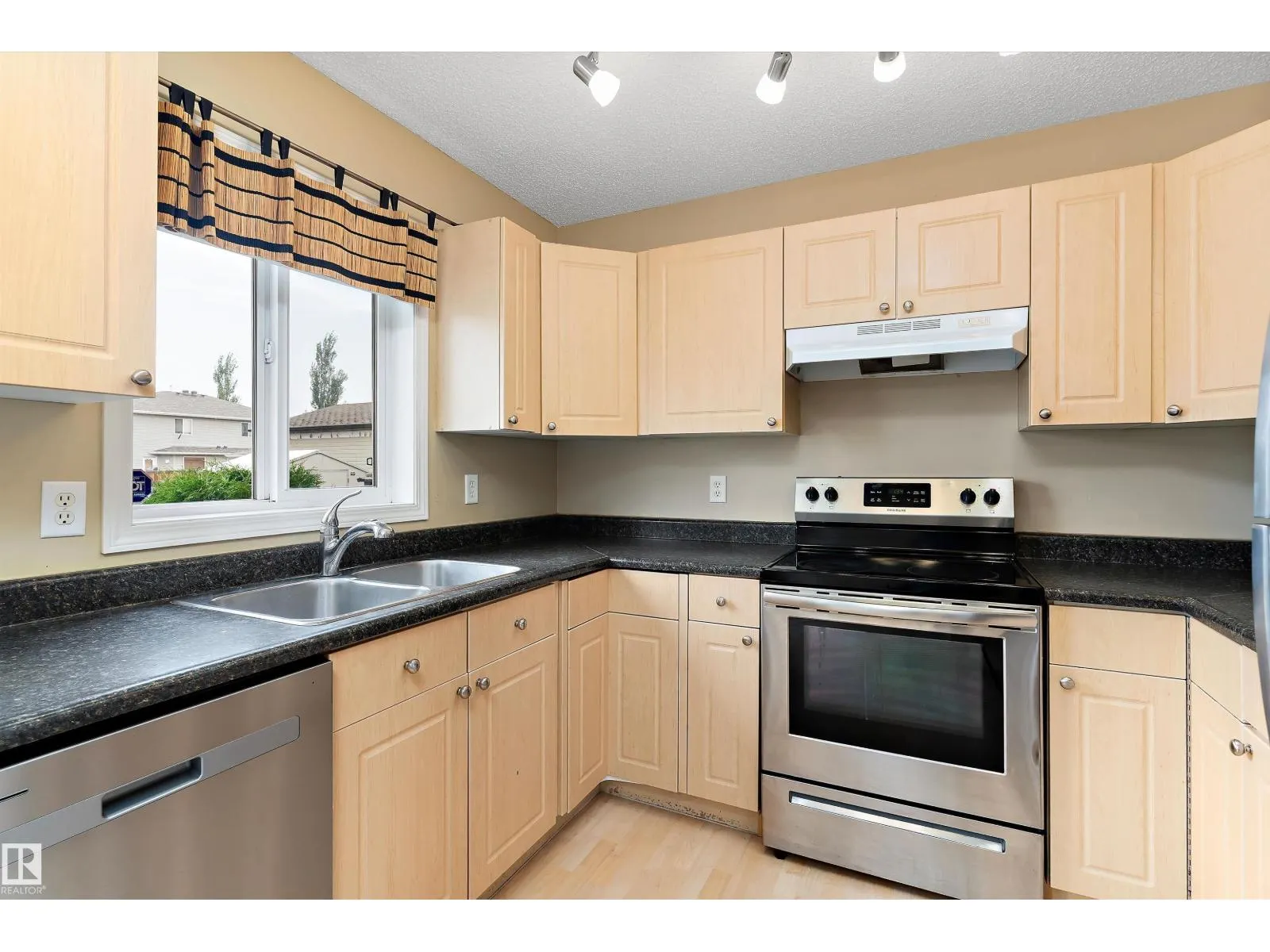 2330 29A AV NW