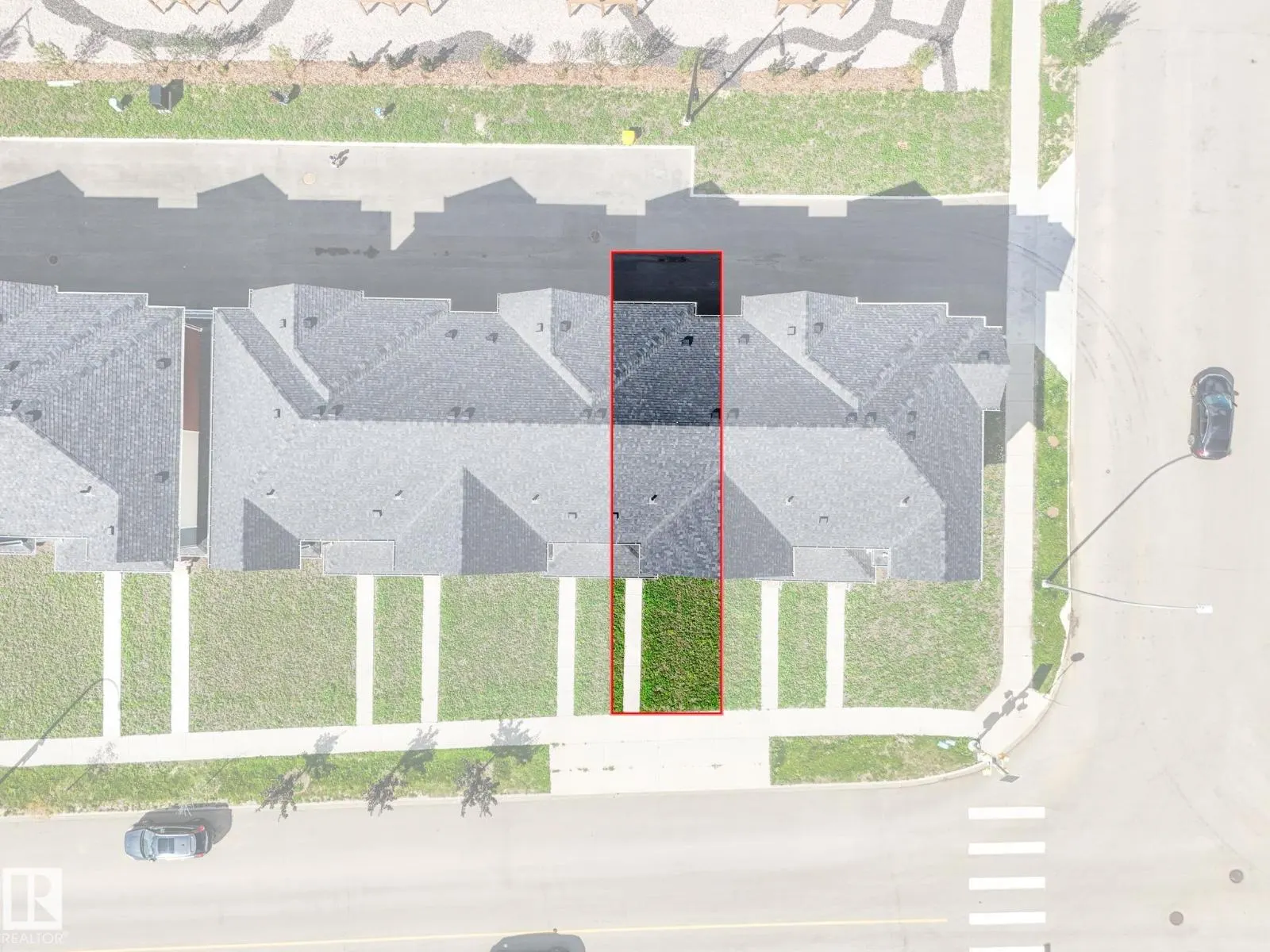 22764 97 AV NW
