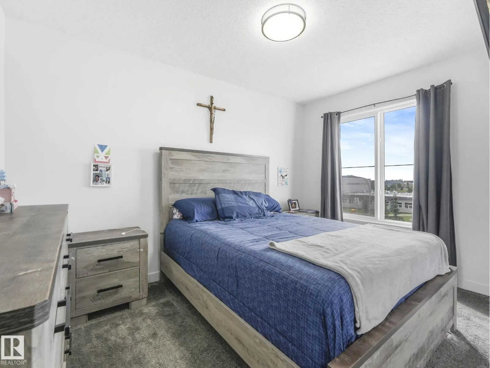 22764 97 AV NW