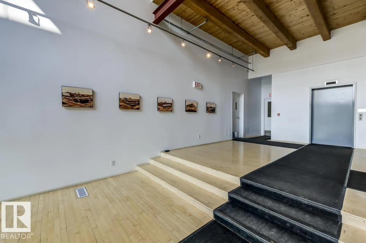 #208 10309 107 ST NW
