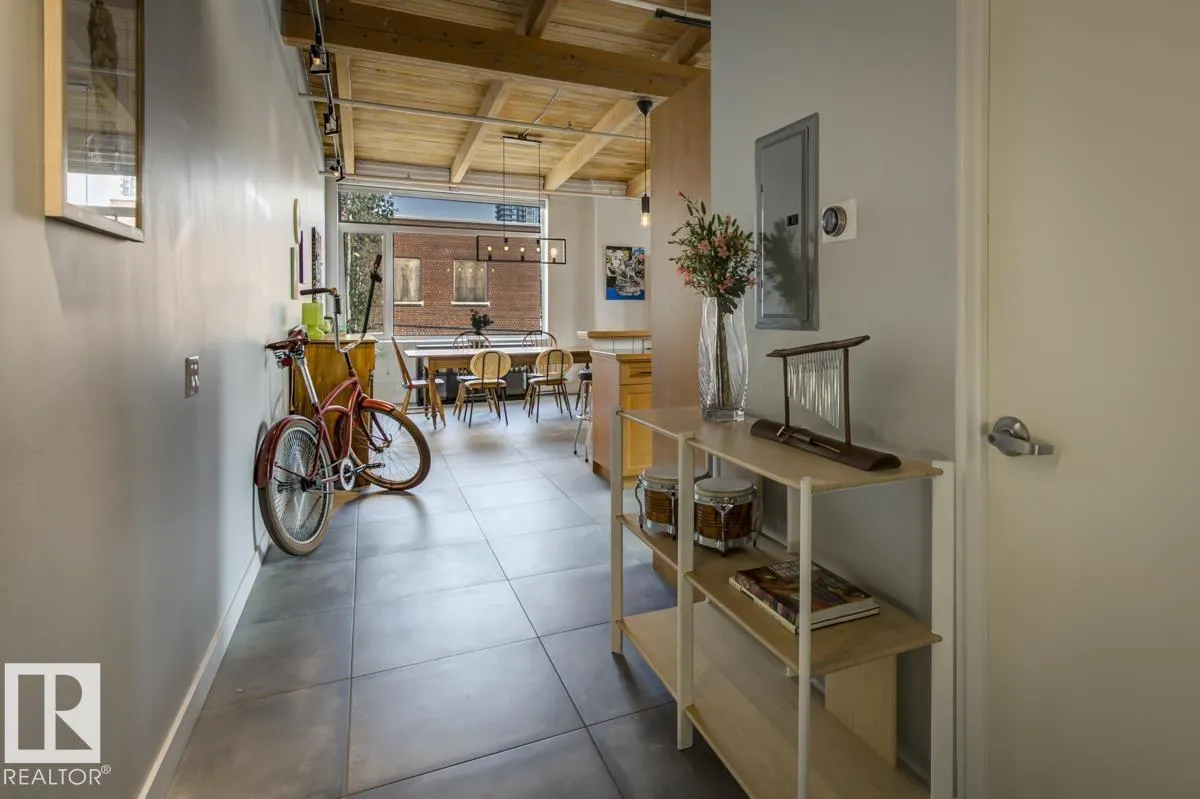 #208 10309 107 ST NW